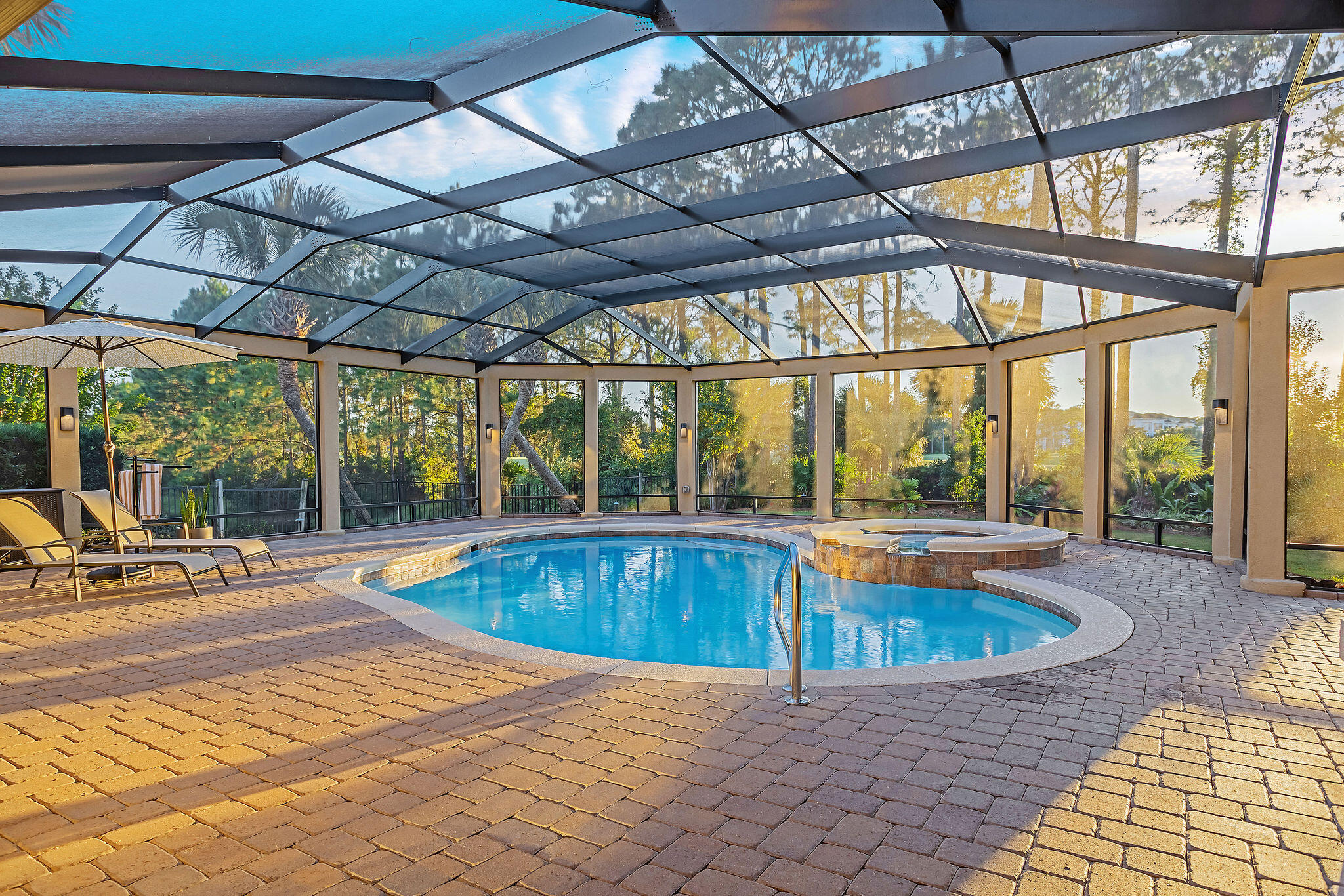 REGATTA BAY - Residential