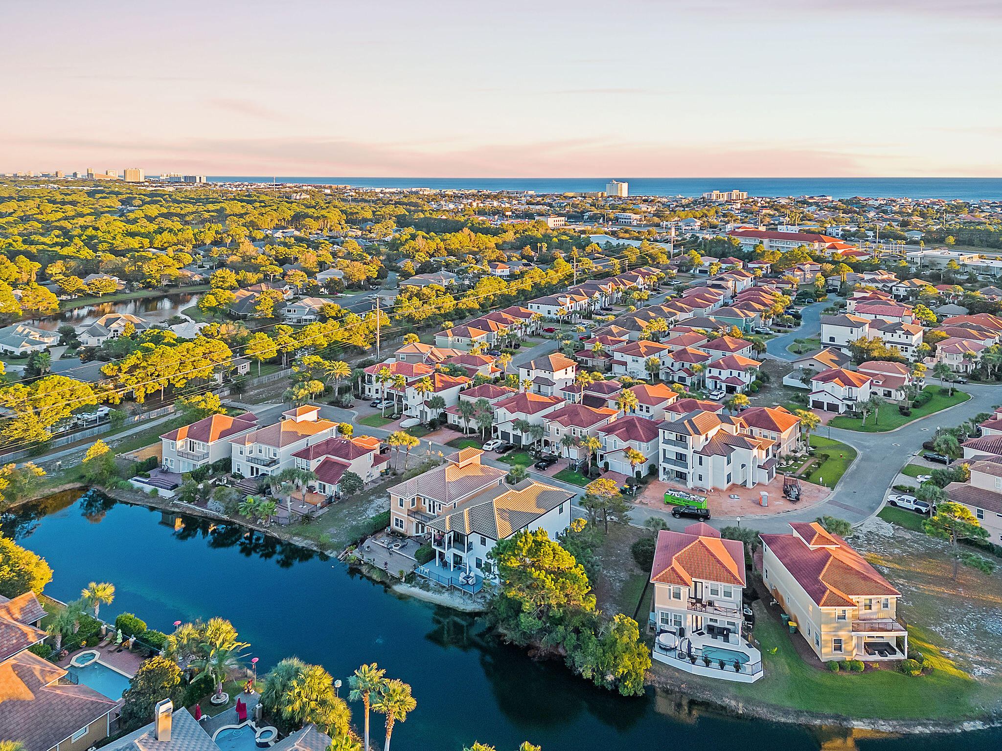 REGATTA BAY - Residential