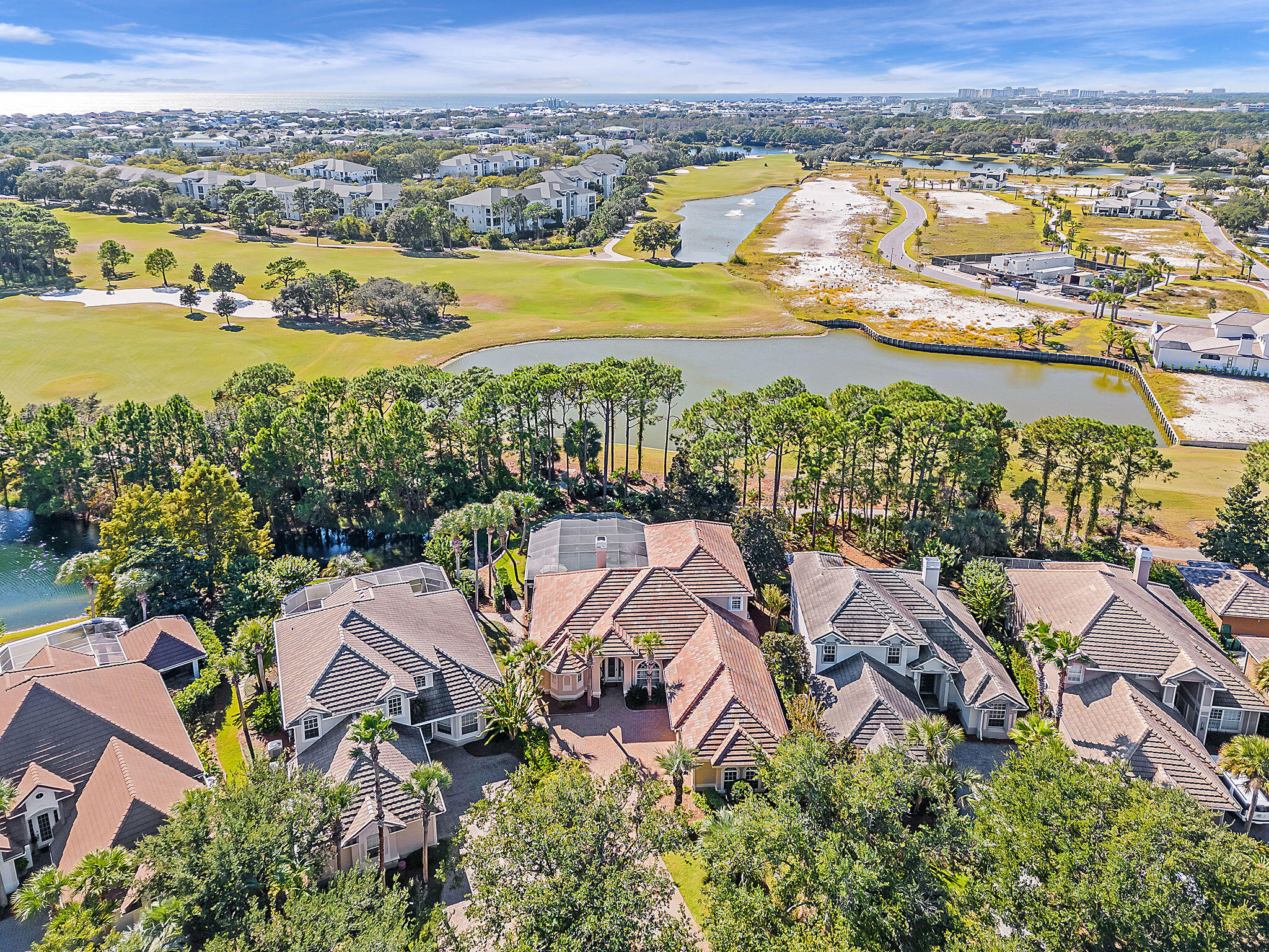 REGATTA BAY - Residential