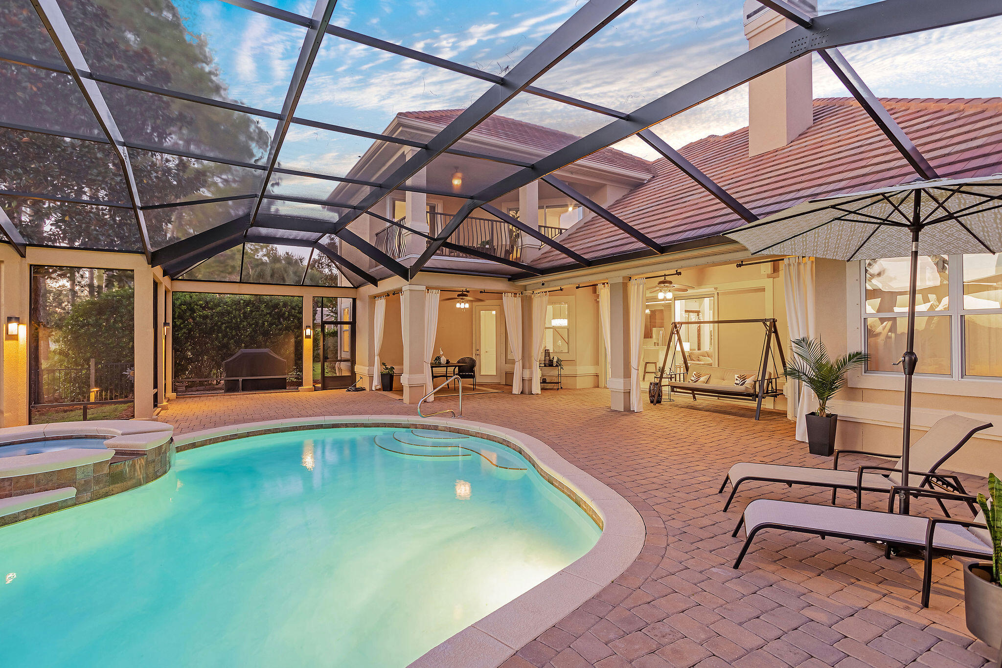 REGATTA BAY - Residential