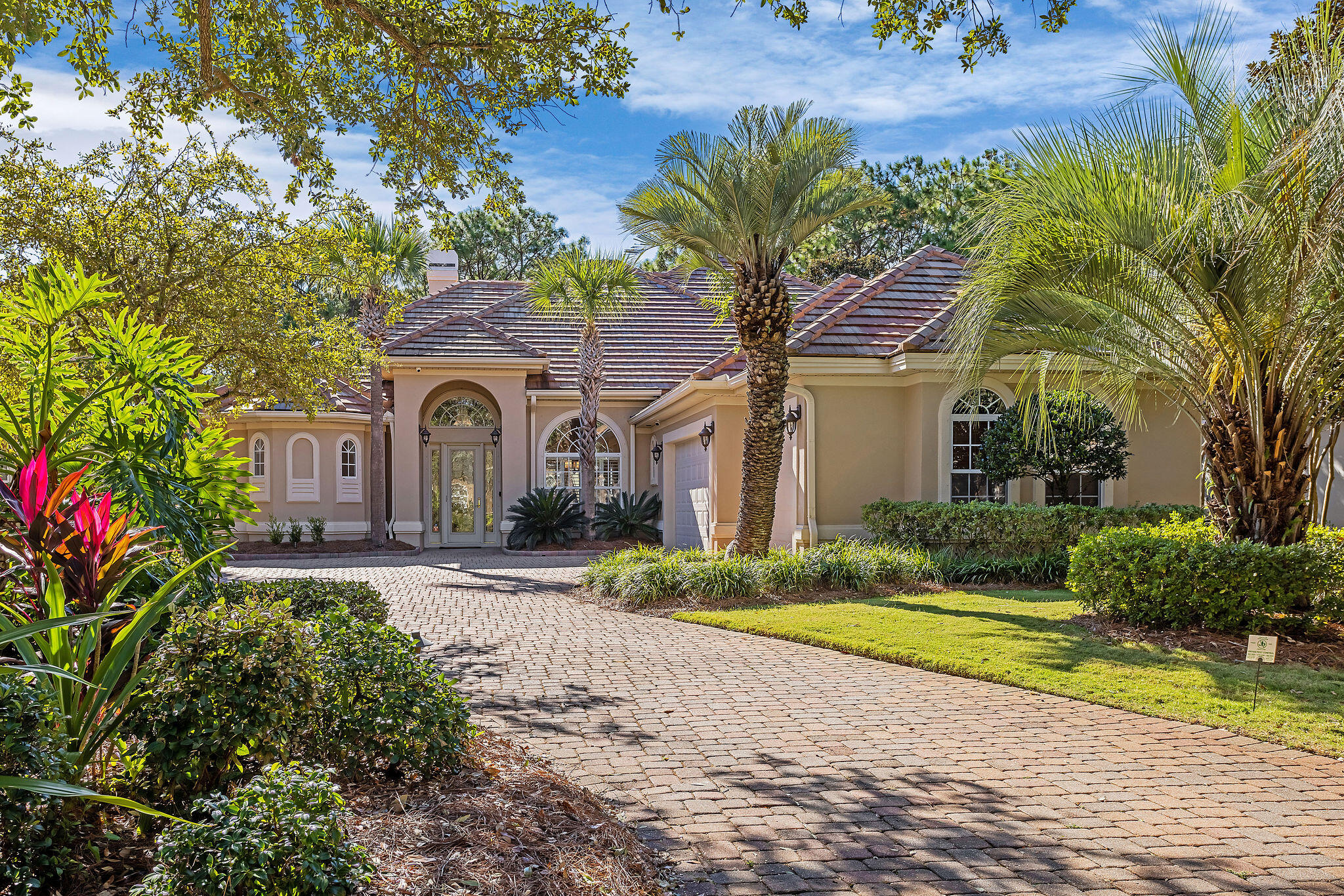 REGATTA BAY - Residential