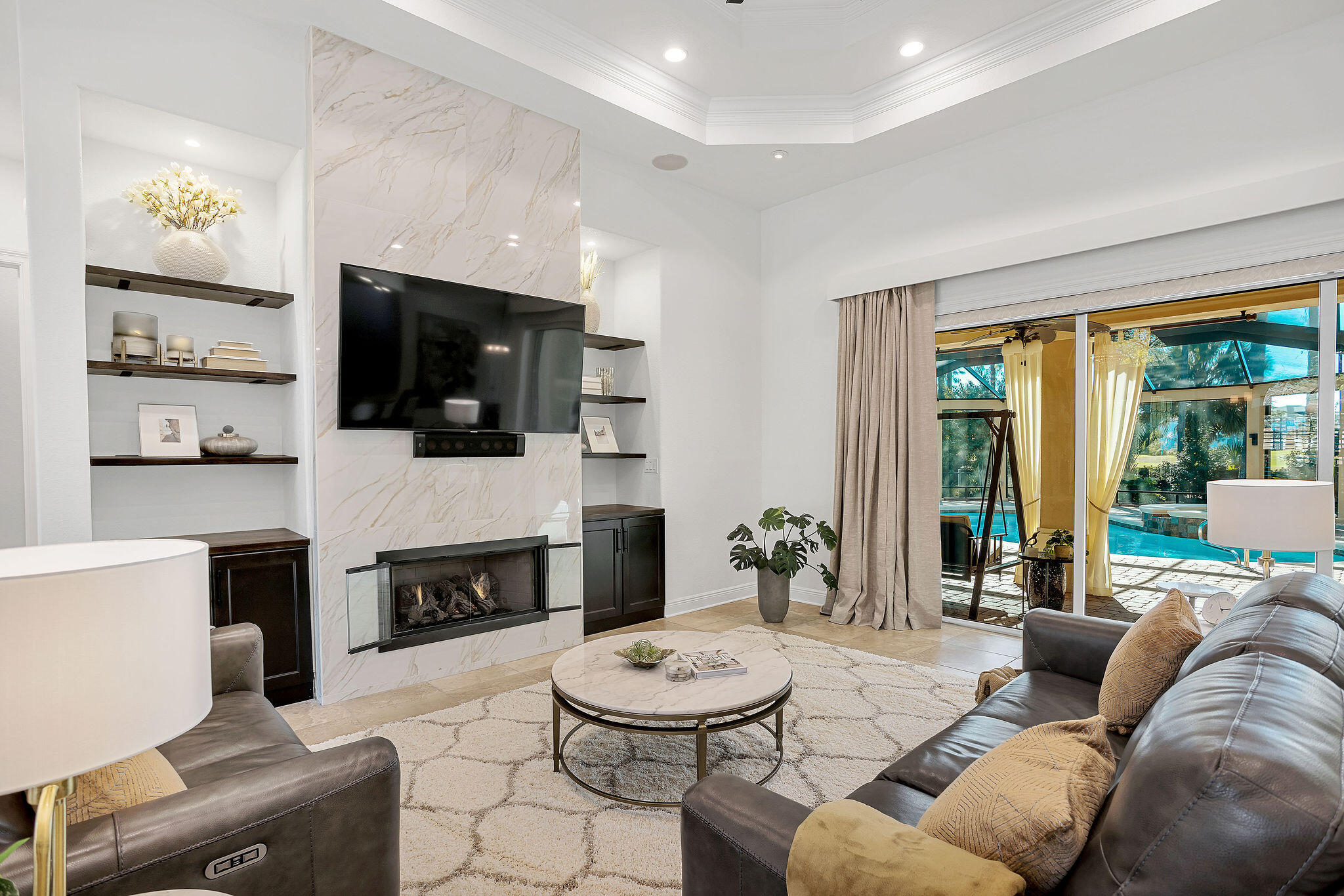 REGATTA BAY - Residential