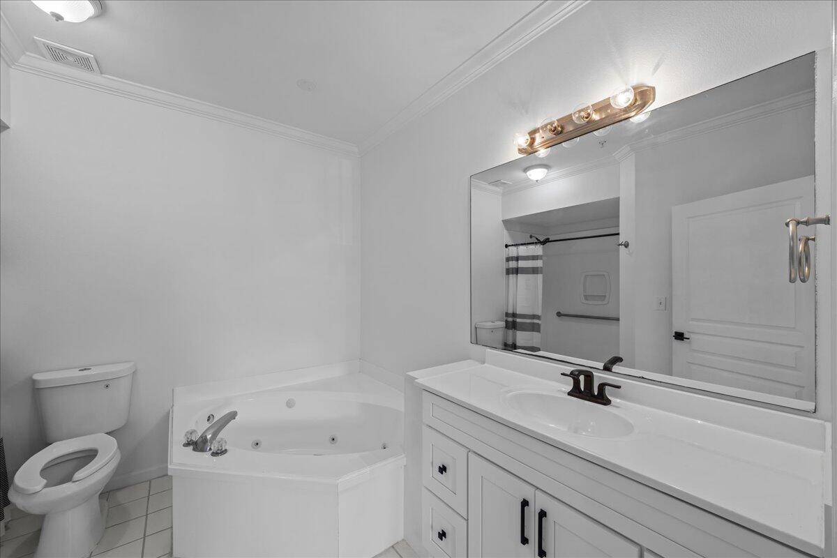 Barataria Condo - Residential