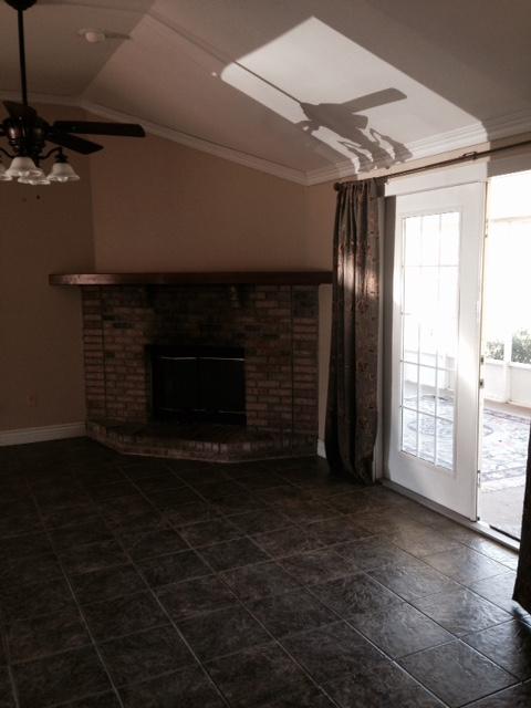 JACKSON TRAIL - Residential Lease
