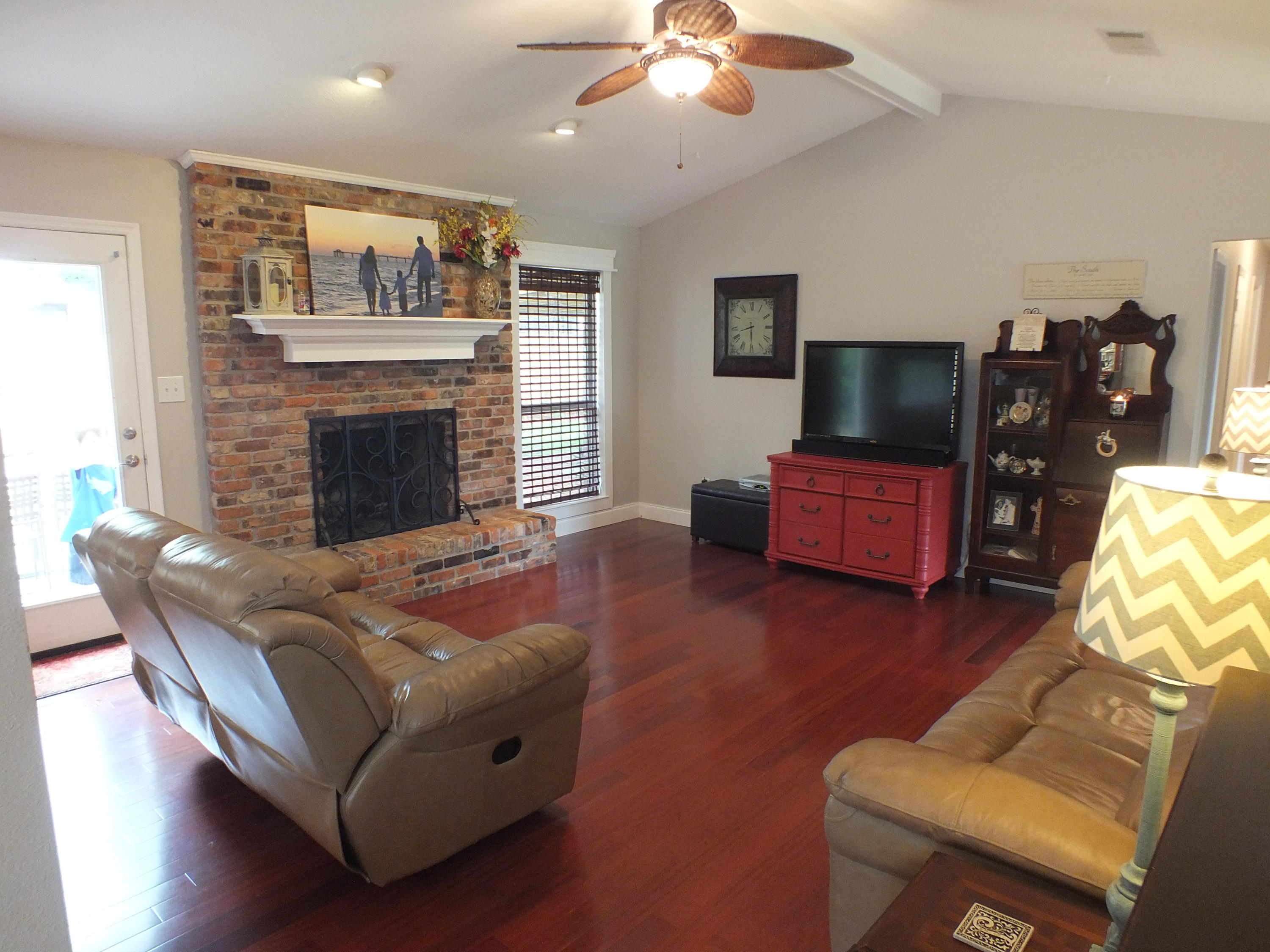 GULF MANOR 1ST ADDN - Residential