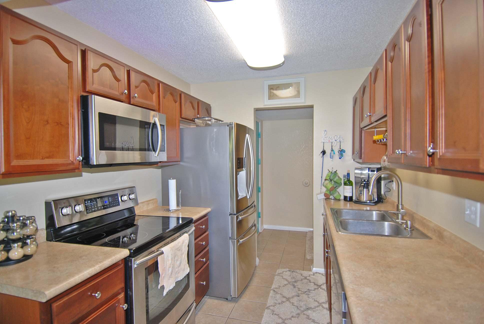 SEASCAPE CONDO GARDEN VILLA - Residential