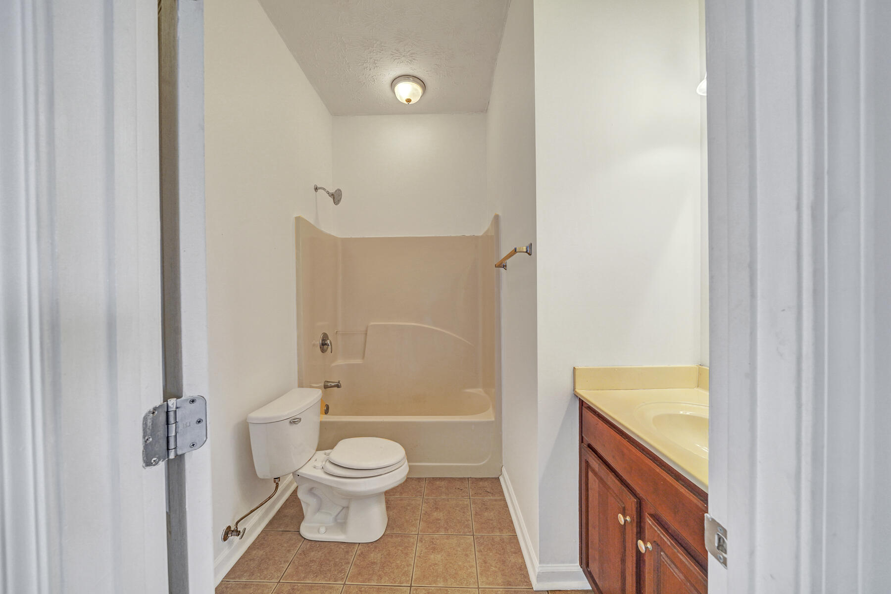 BRANDON OAKS - Residential