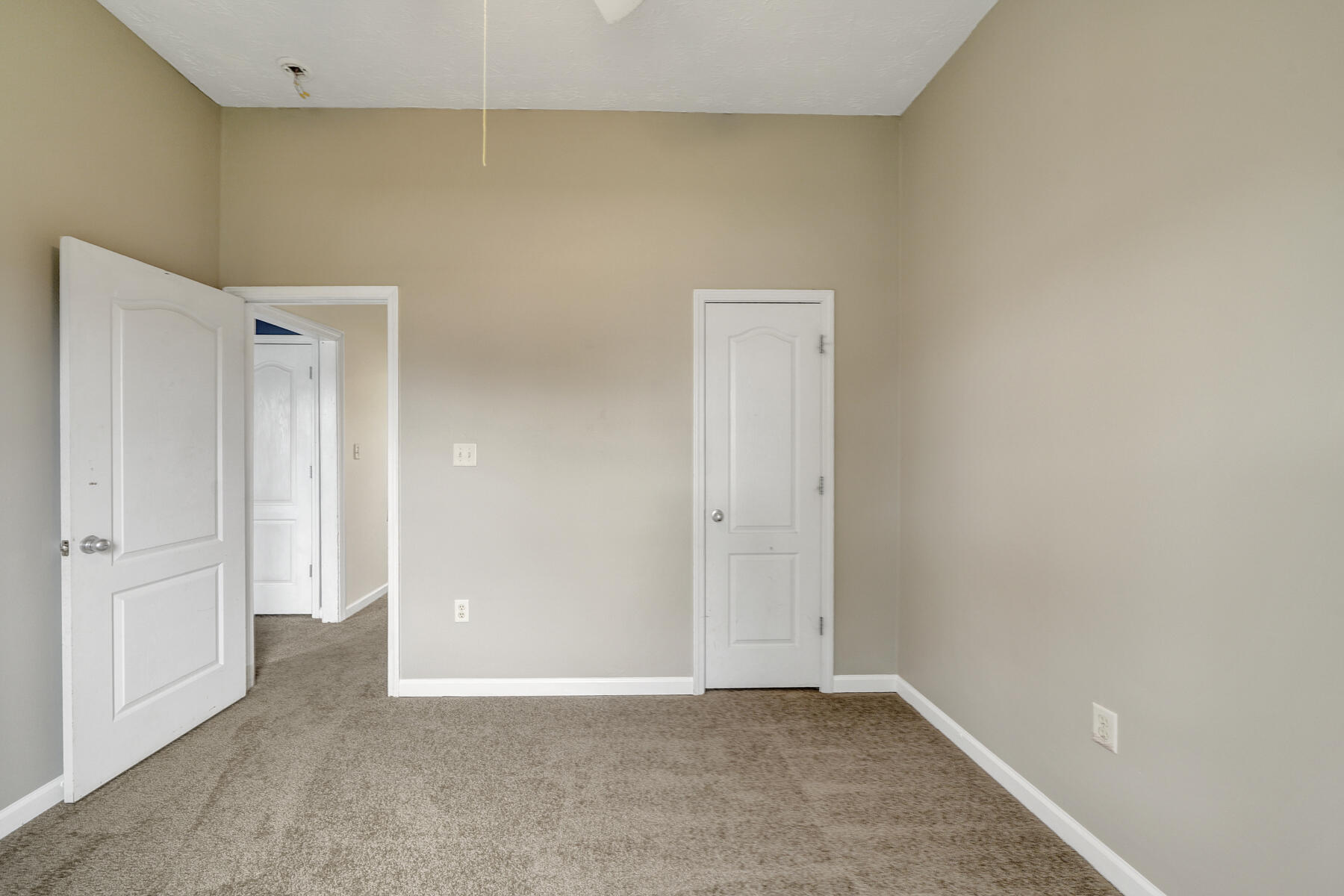 BRANDON OAKS - Residential