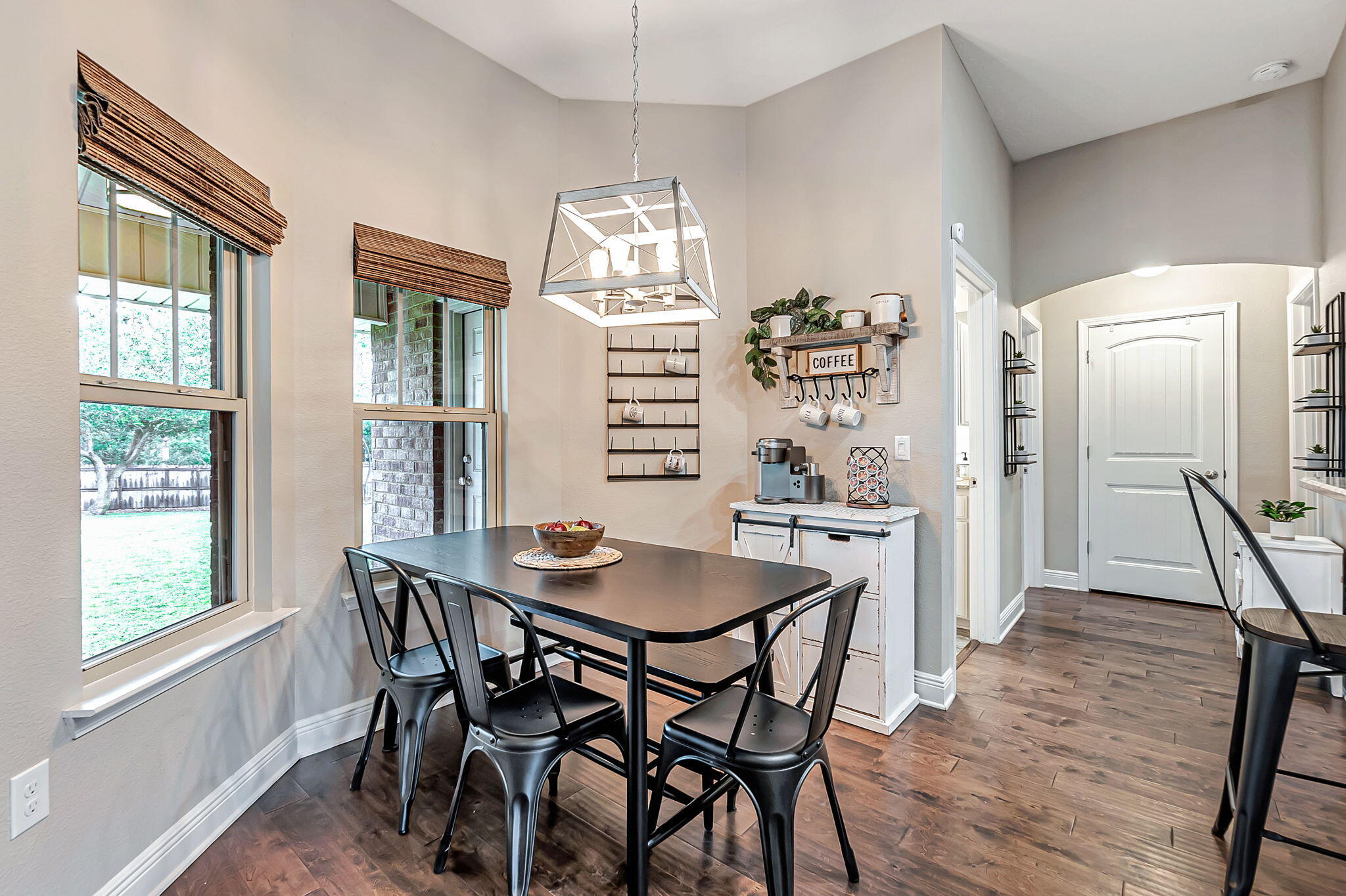 HOLLEY BY THE SEA - Residential