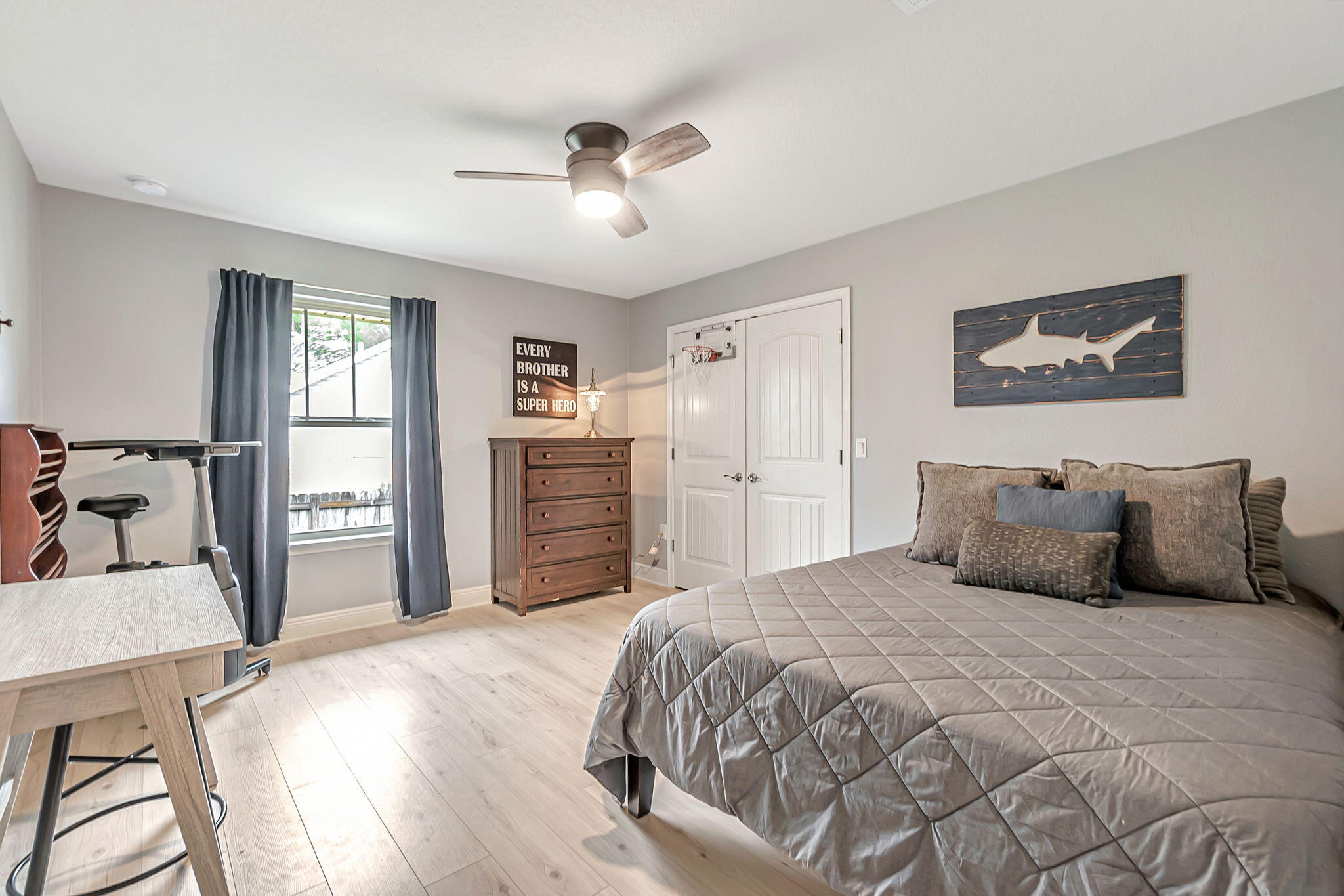 HOLLEY BY THE SEA - Residential
