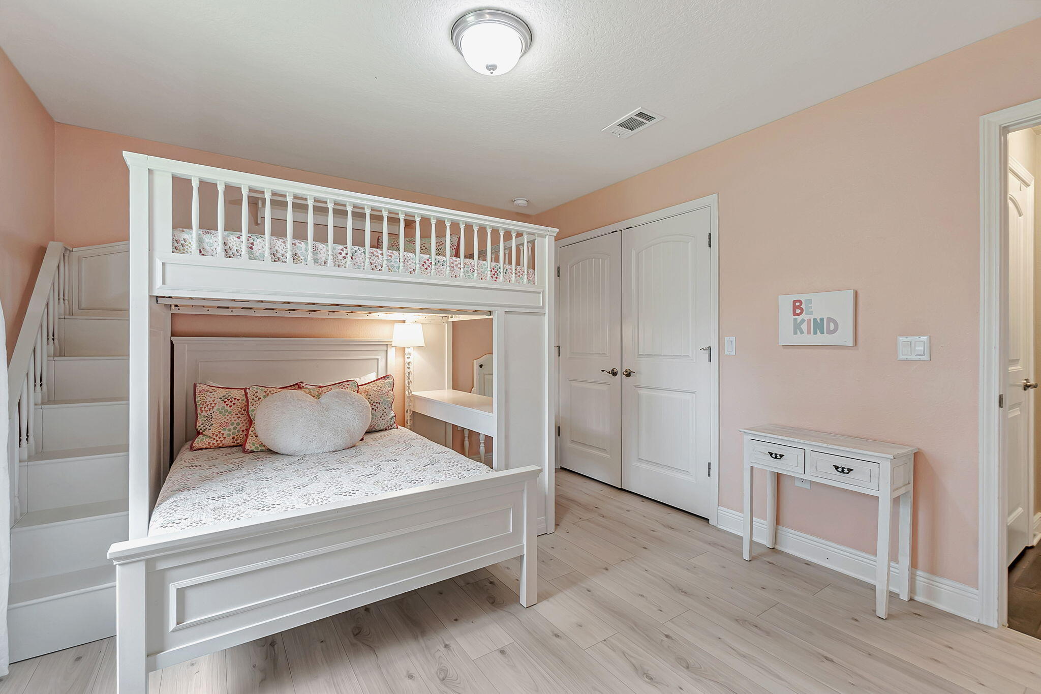 HOLLEY BY THE SEA - Residential