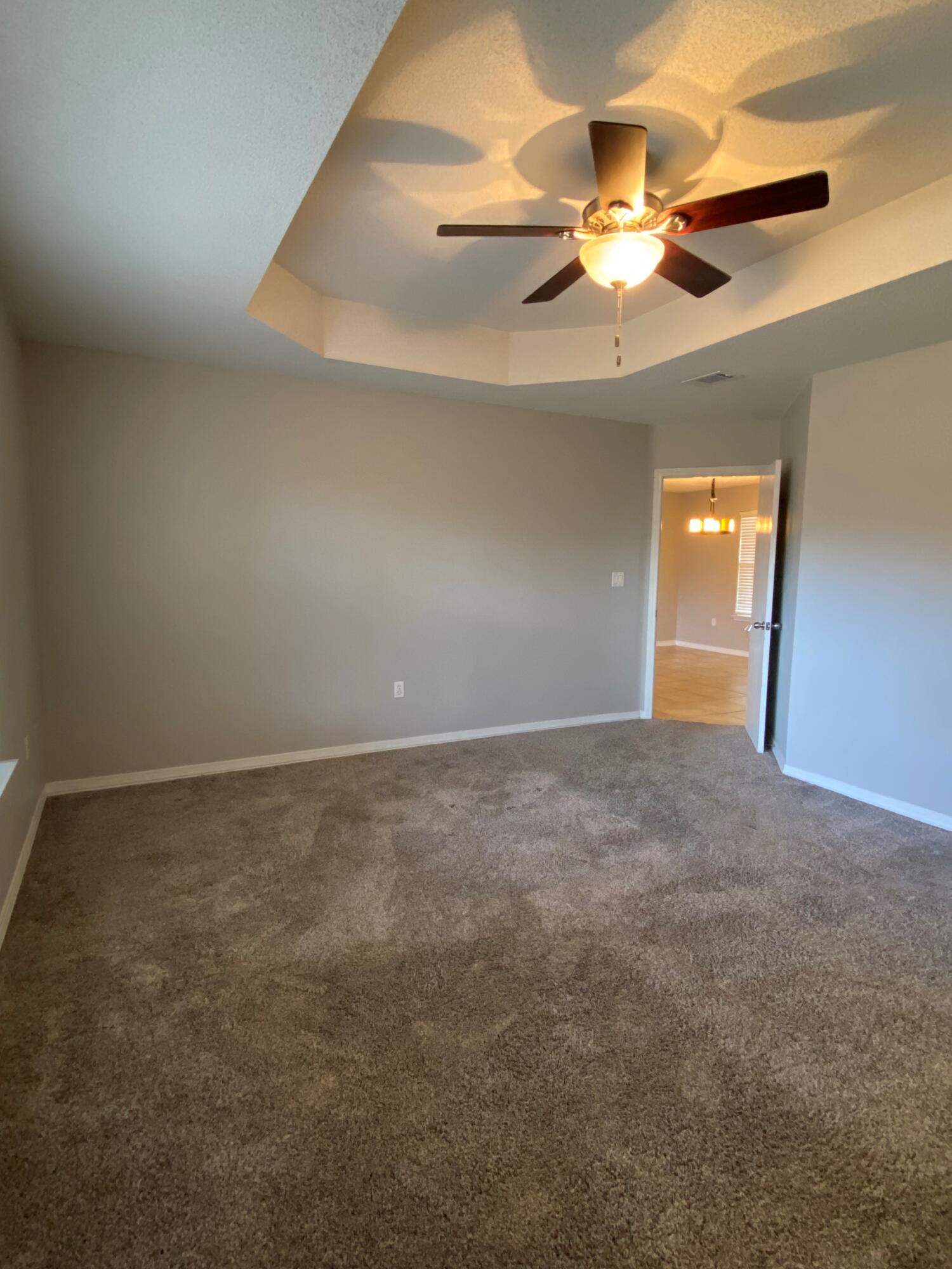 COUNTRYVIEW ESTATES 4TH ADDN - Residential Lease