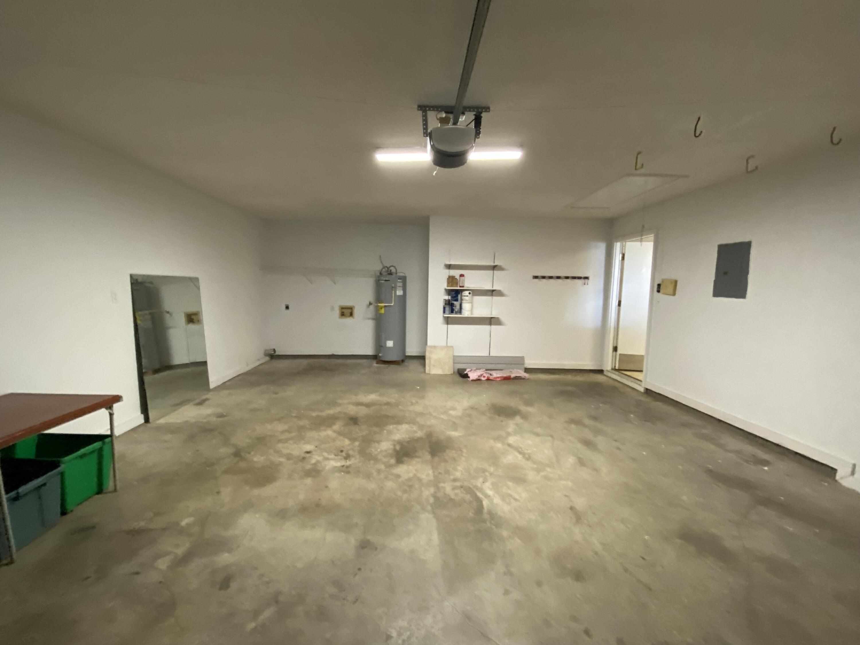 COUNTRYVIEW ESTATES 4TH ADDN - Residential Lease