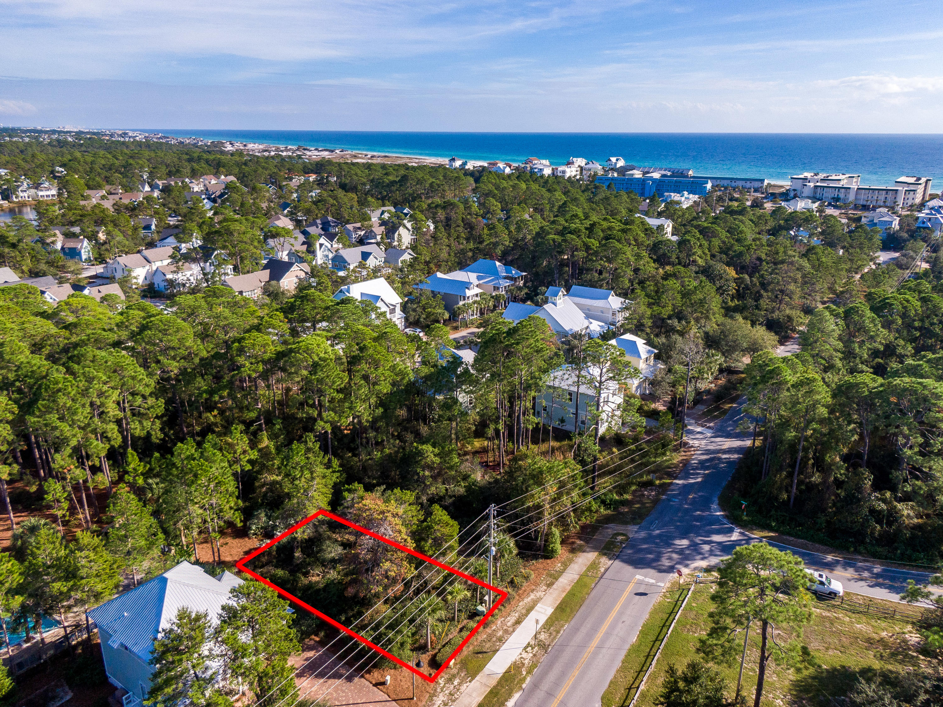 COTTAGES AT EASTERN LAKE - Land