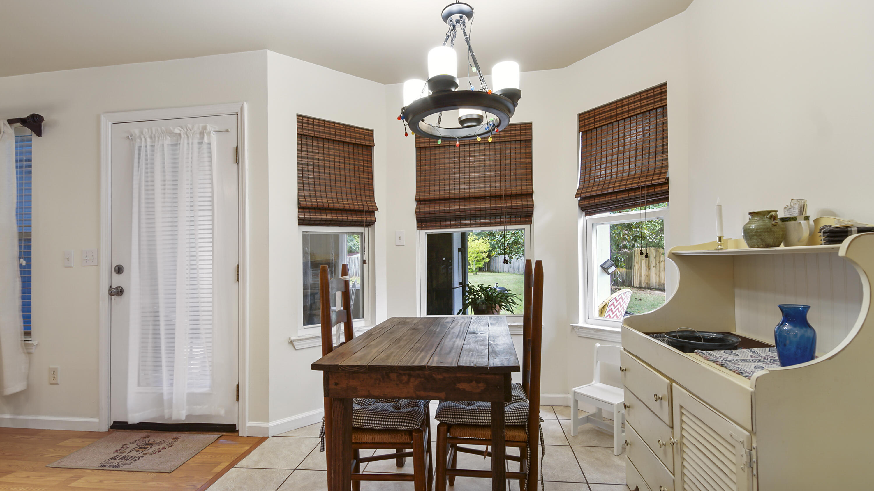 MAGNOLIA BAYE - Residential