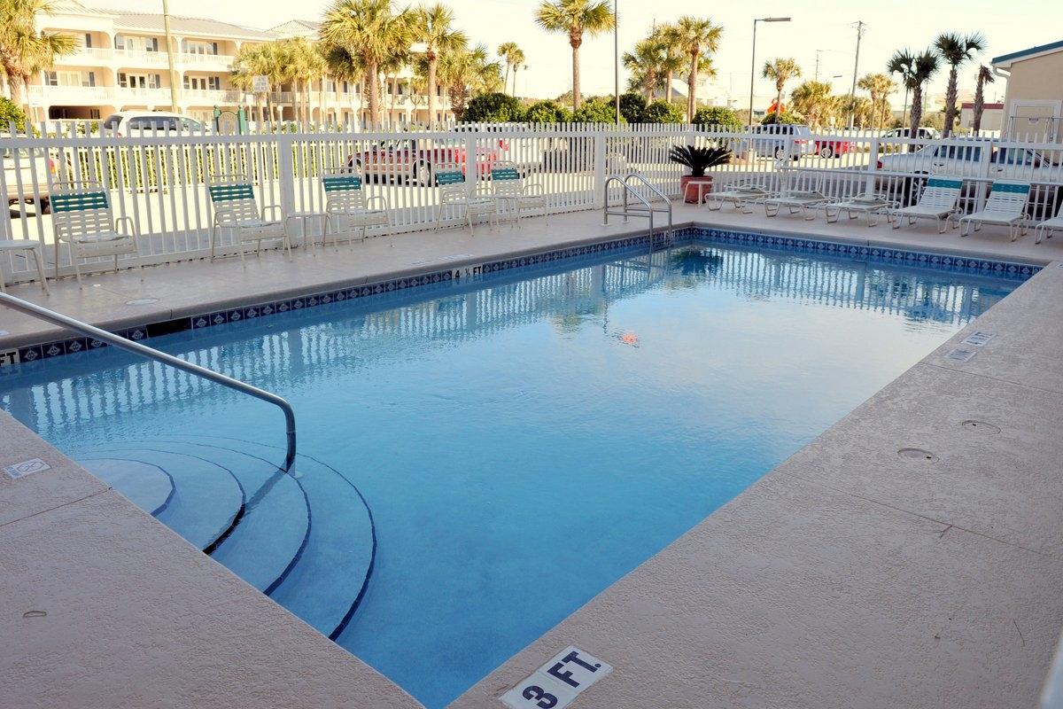 CRYSTAL SANDS CONDO UNIT 307B - Residential