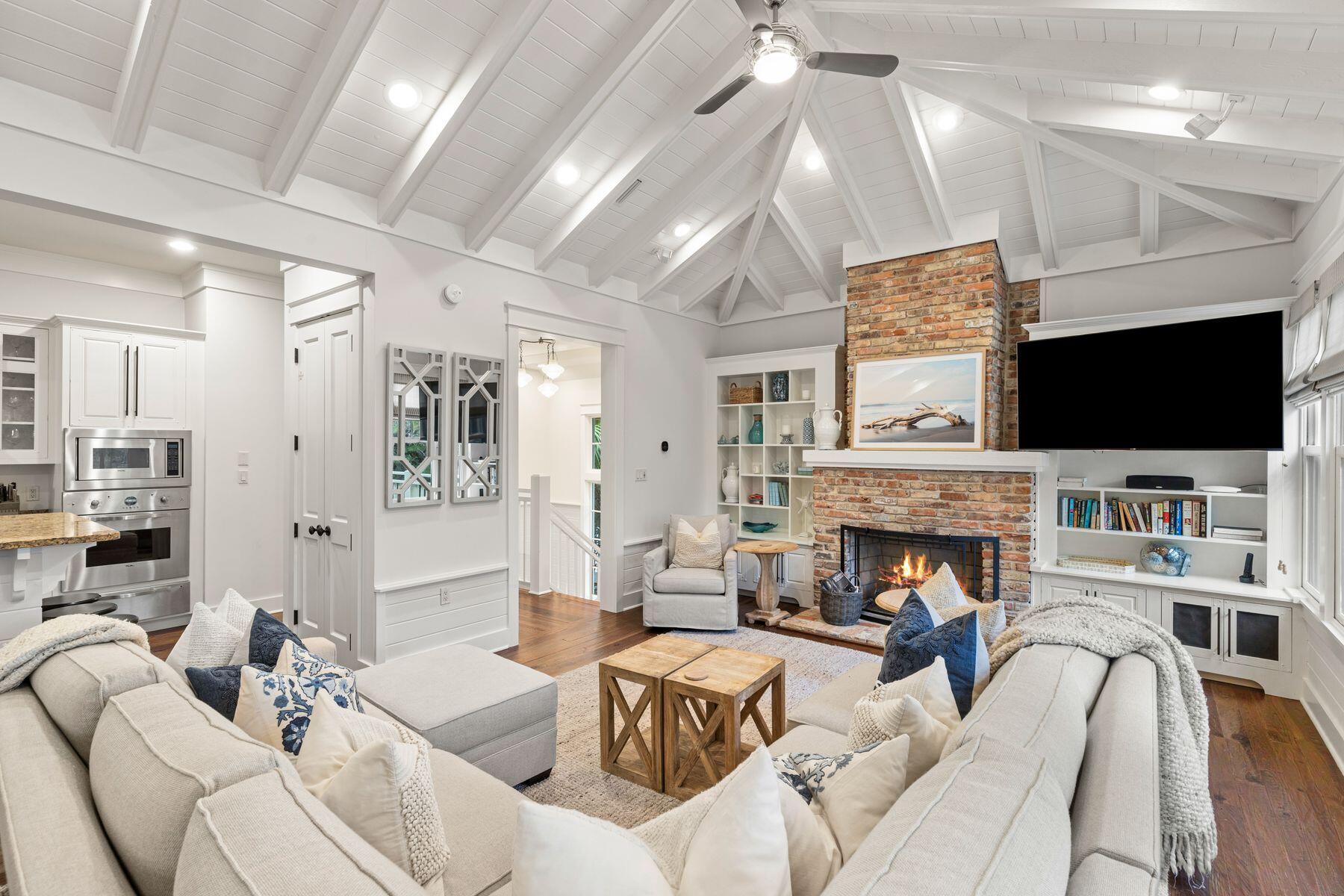 WATERSOUND BRIDGES - Residential