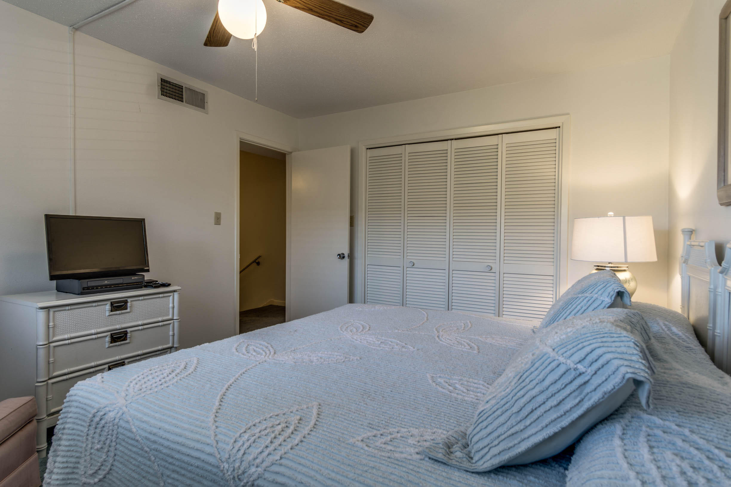 SEASCAPE TENNIS VILLA - Residential