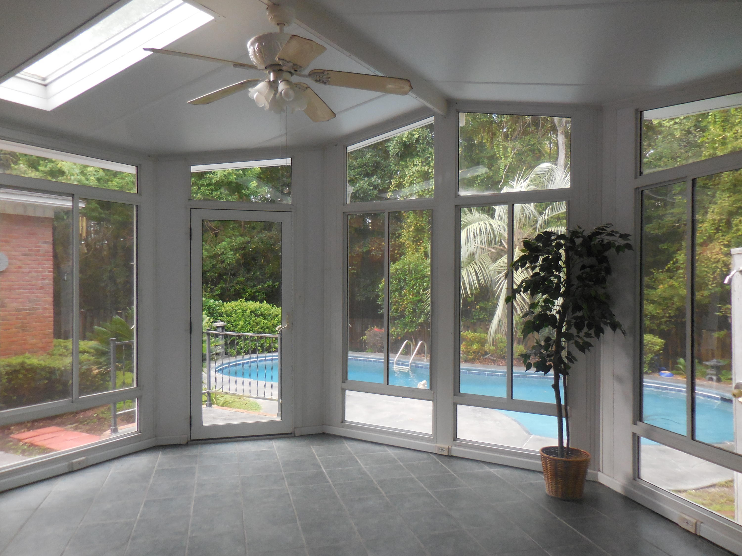 WINDWARD PH 1 BLUEWATER BAY - Residential