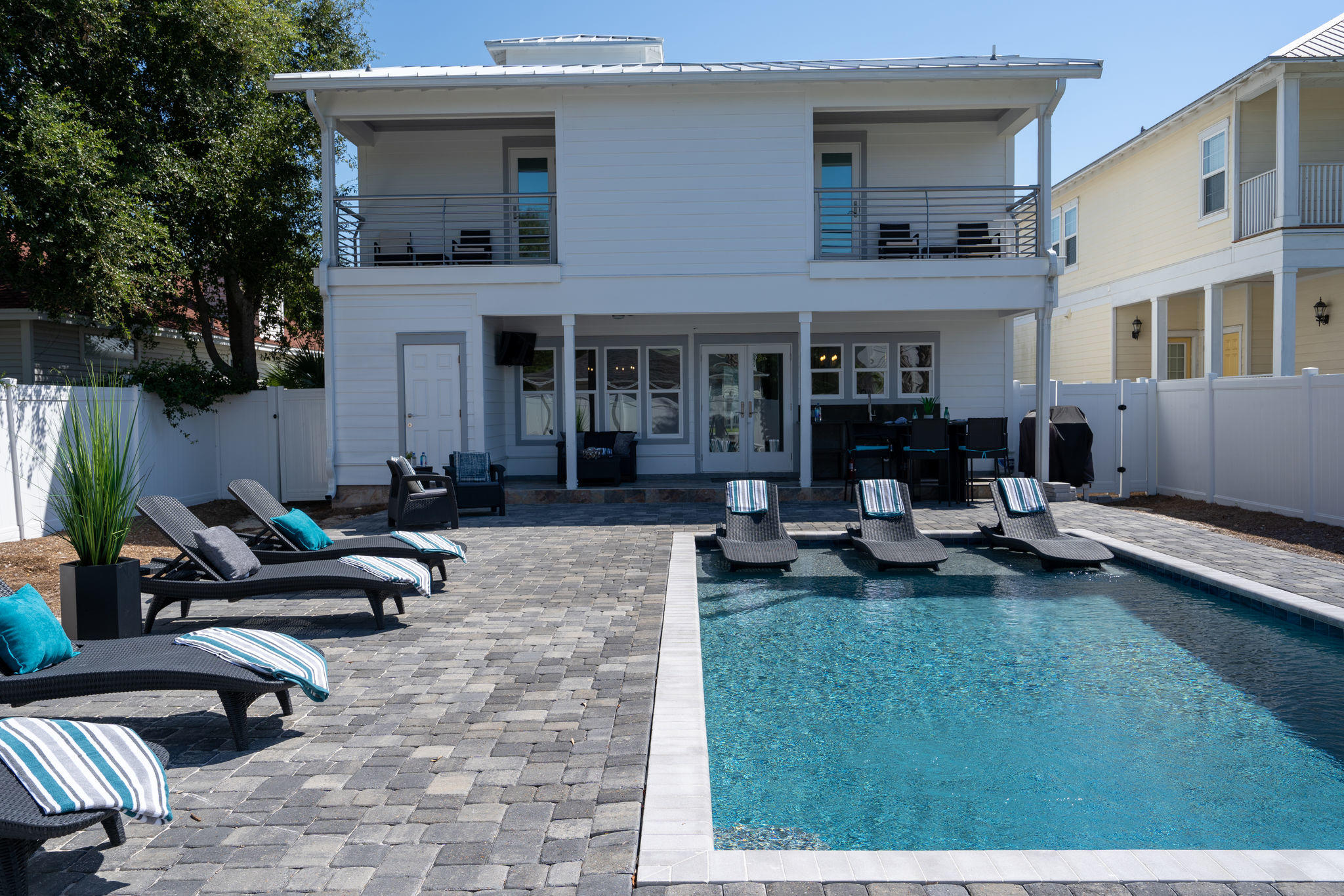 CRYSTAL BEACH - Residential