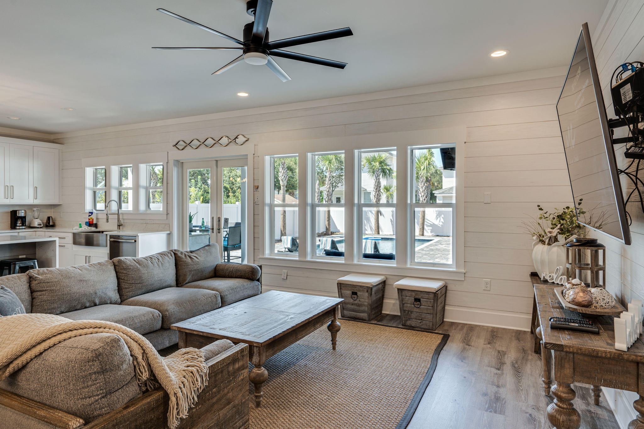 CRYSTAL BEACH - Residential