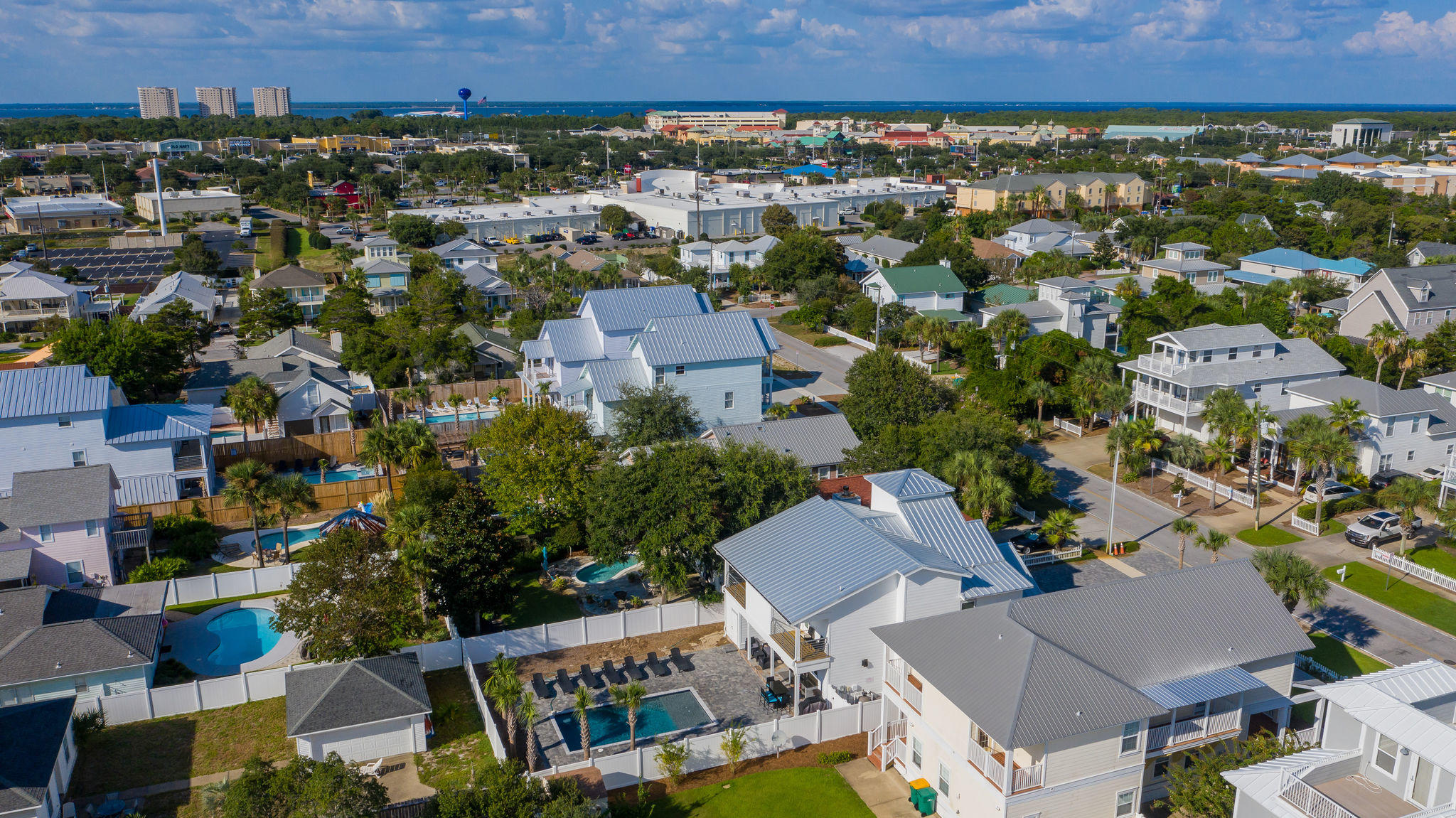 CRYSTAL BEACH - Residential