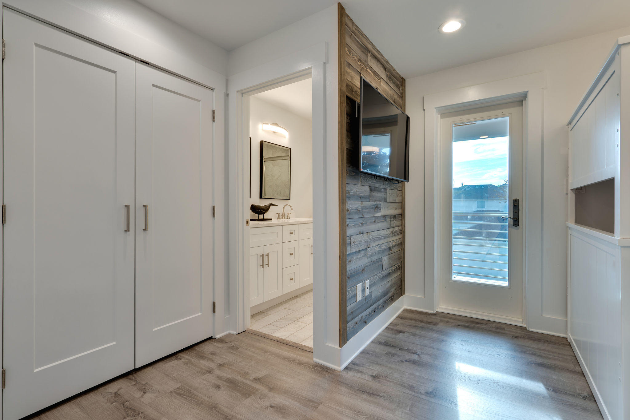 CRYSTAL BEACH - Residential