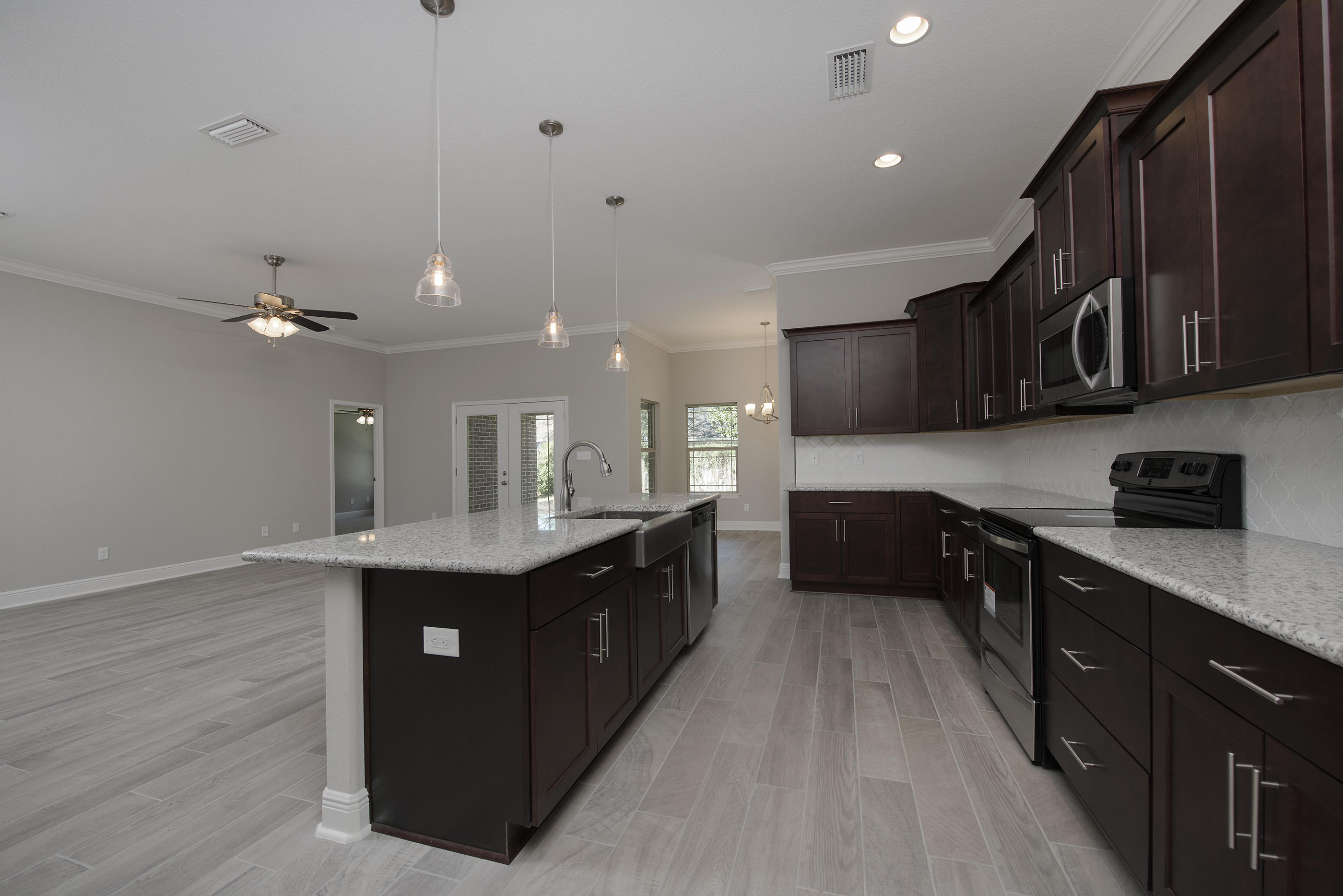 HOLLEY BY THE SEA - Residential