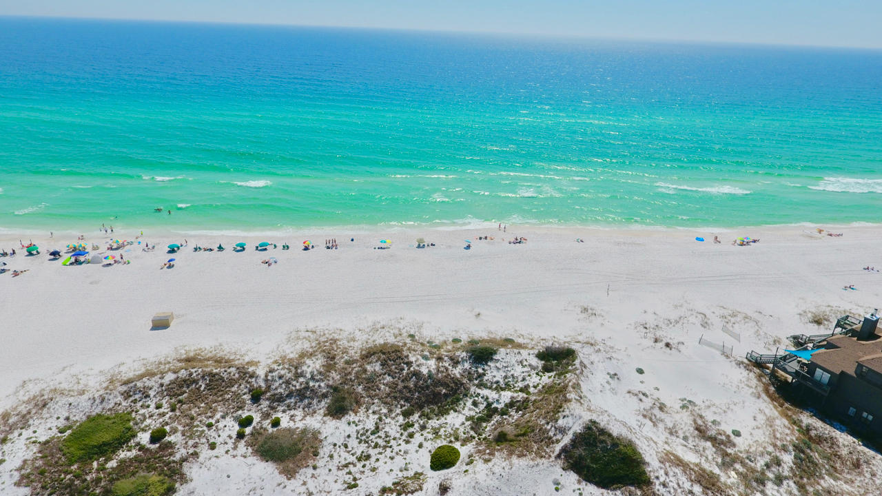 BEACHSIDE VILLAS CONDO - Residential