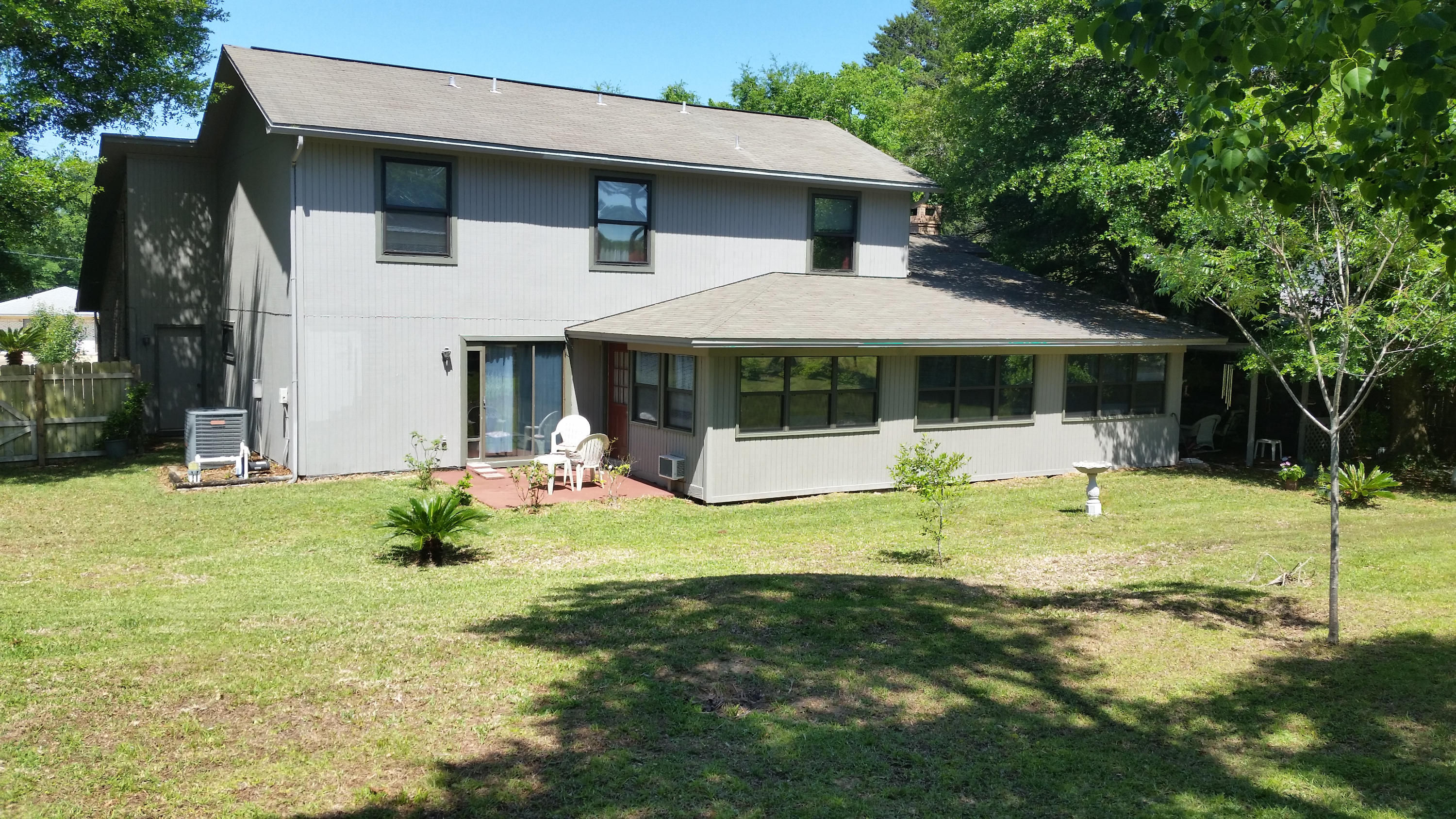 LAKE LORRAINE ESTATES 1 - Residential