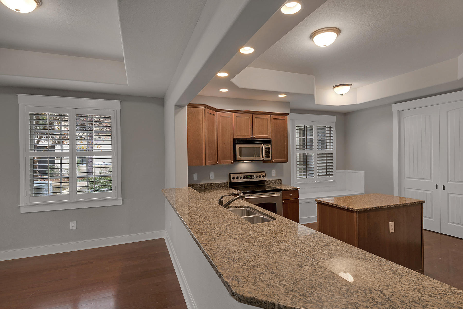 WILD HERON - CLUBSIDE II - Residential