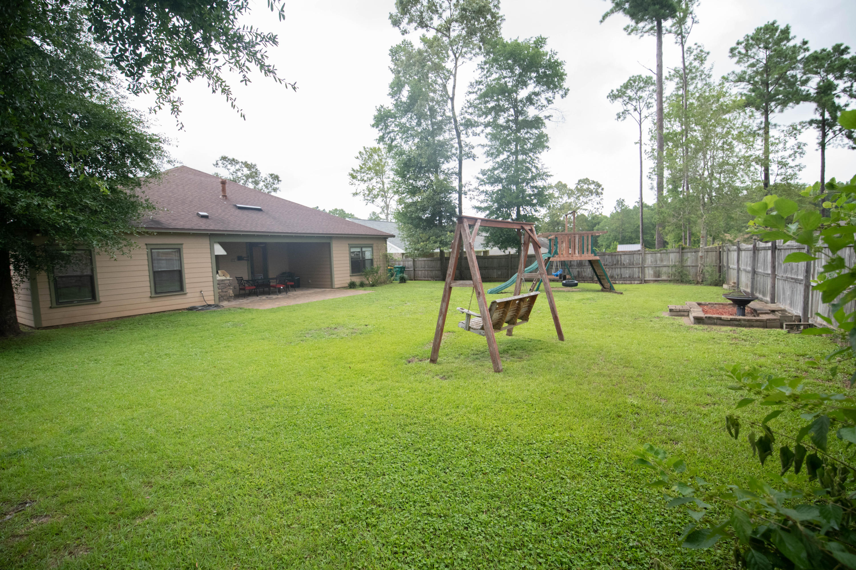 ZACHARY EST - Residential