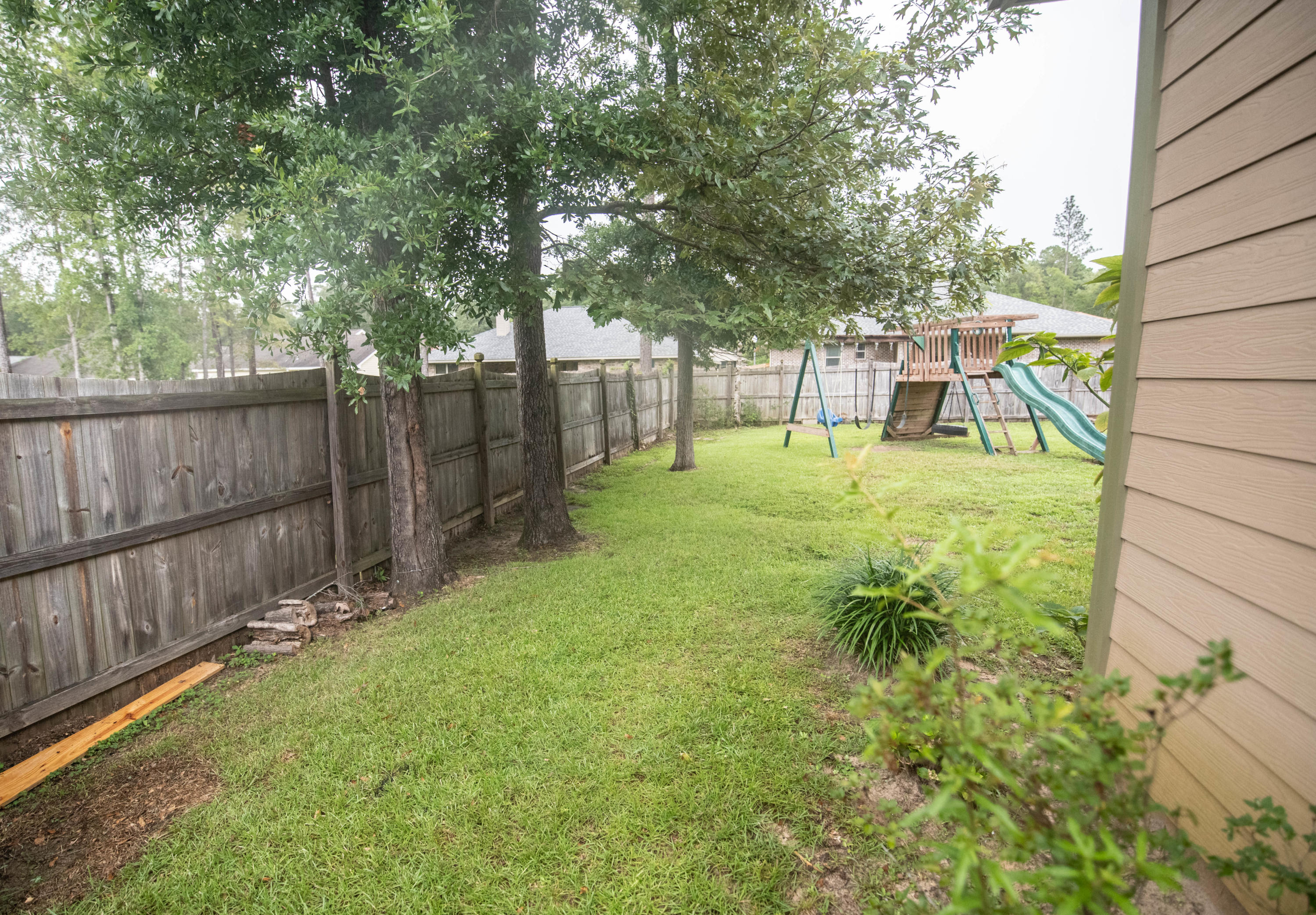 ZACHARY EST - Residential