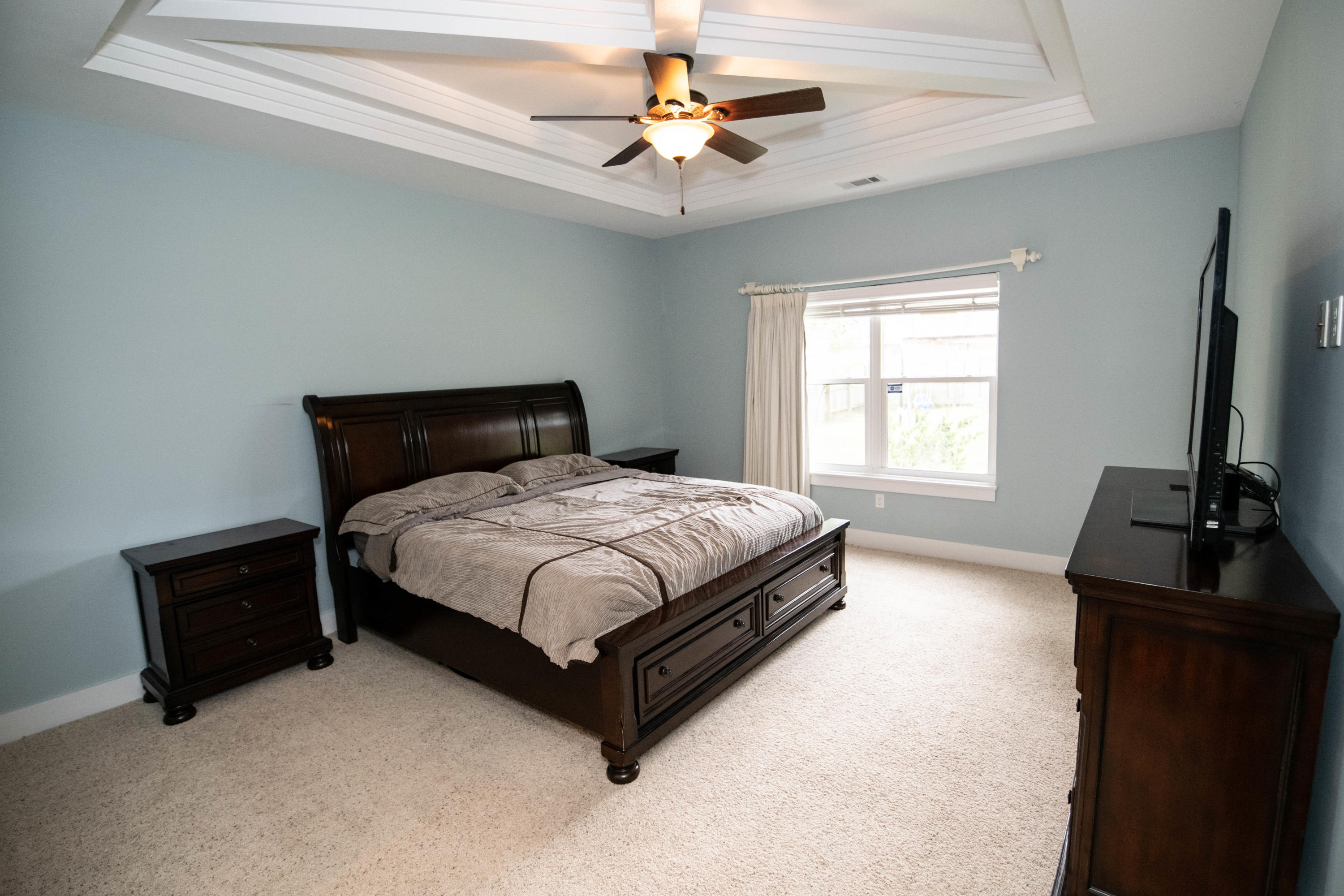 ZACHARY EST - Residential