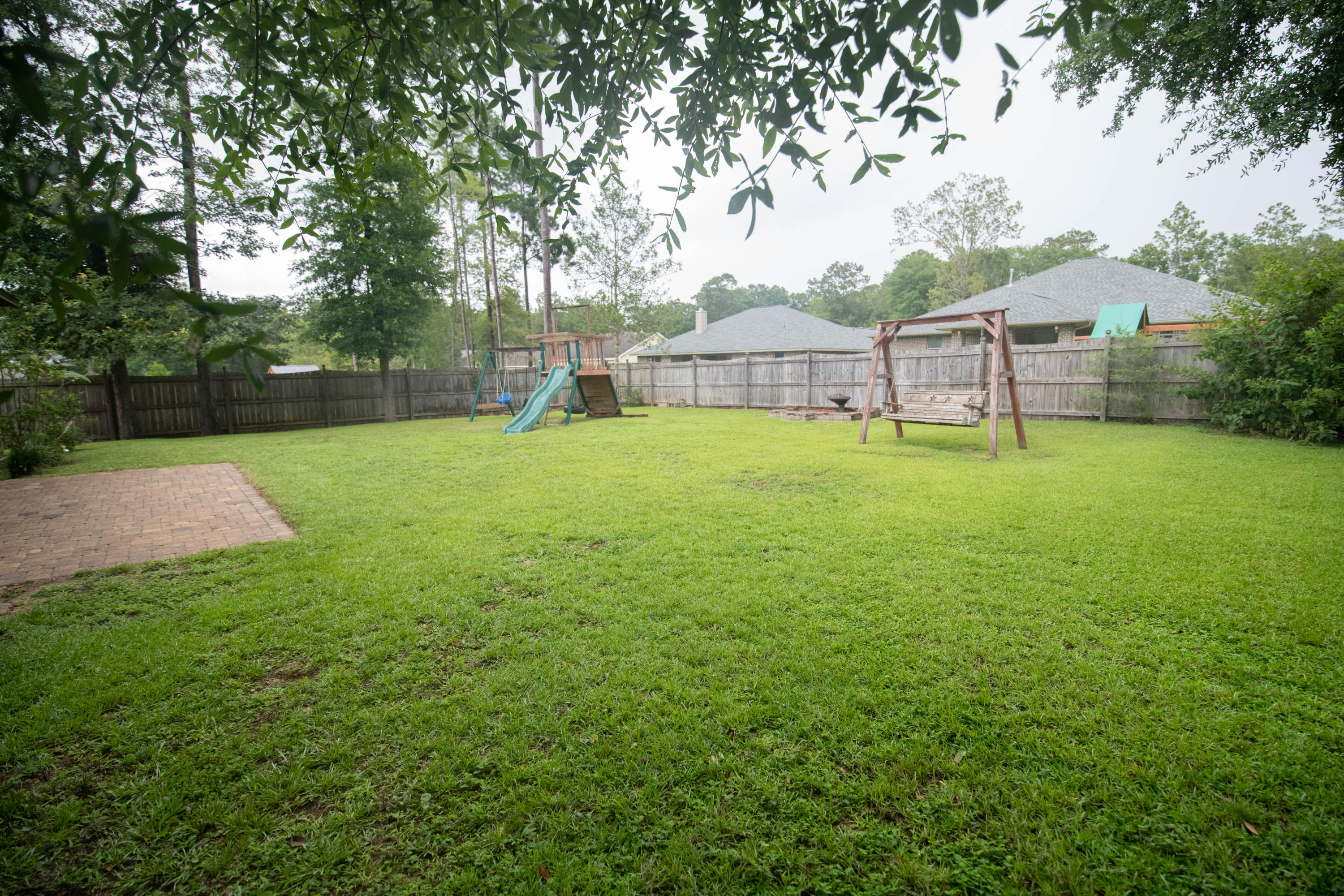 ZACHARY EST - Residential