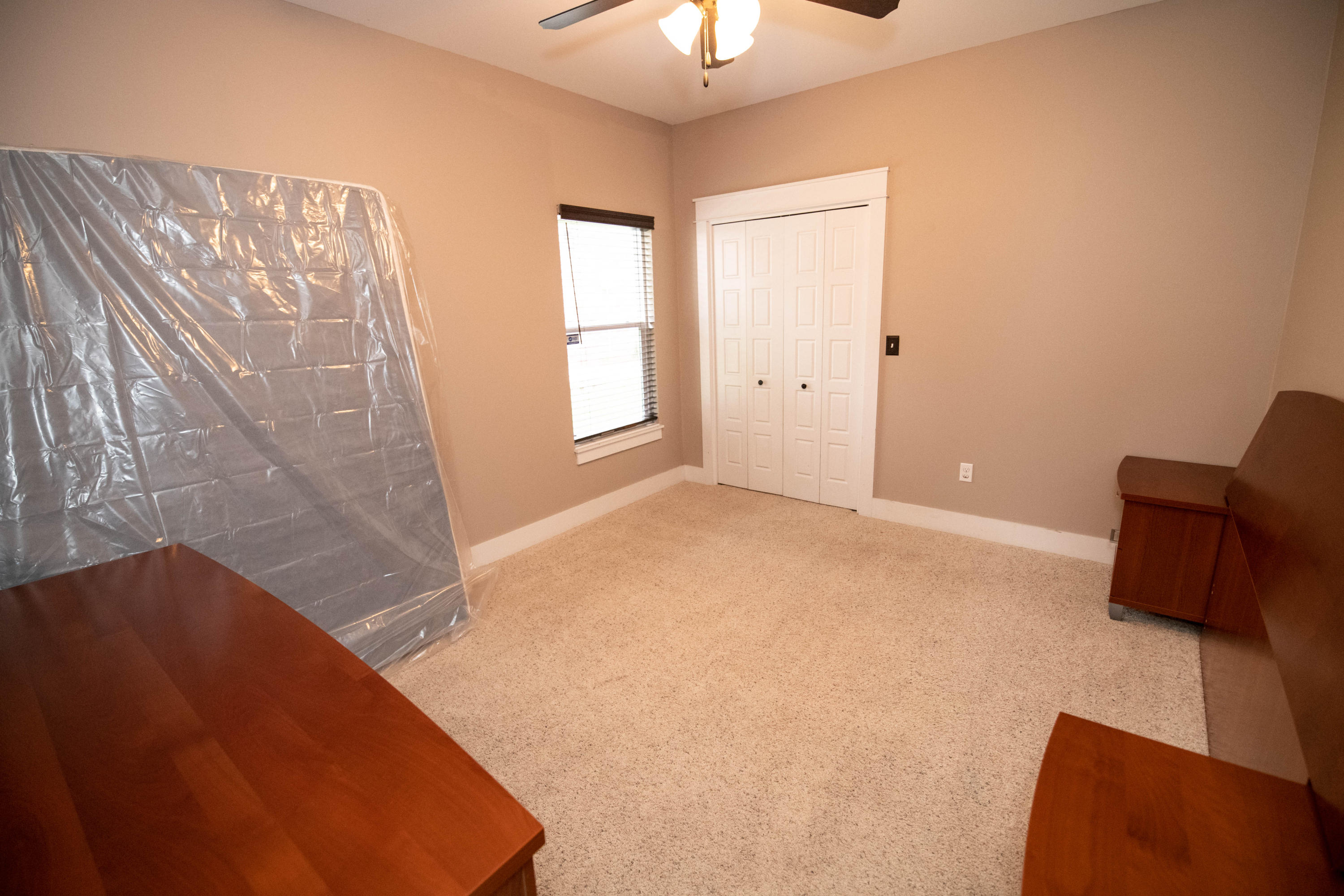 ZACHARY EST - Residential