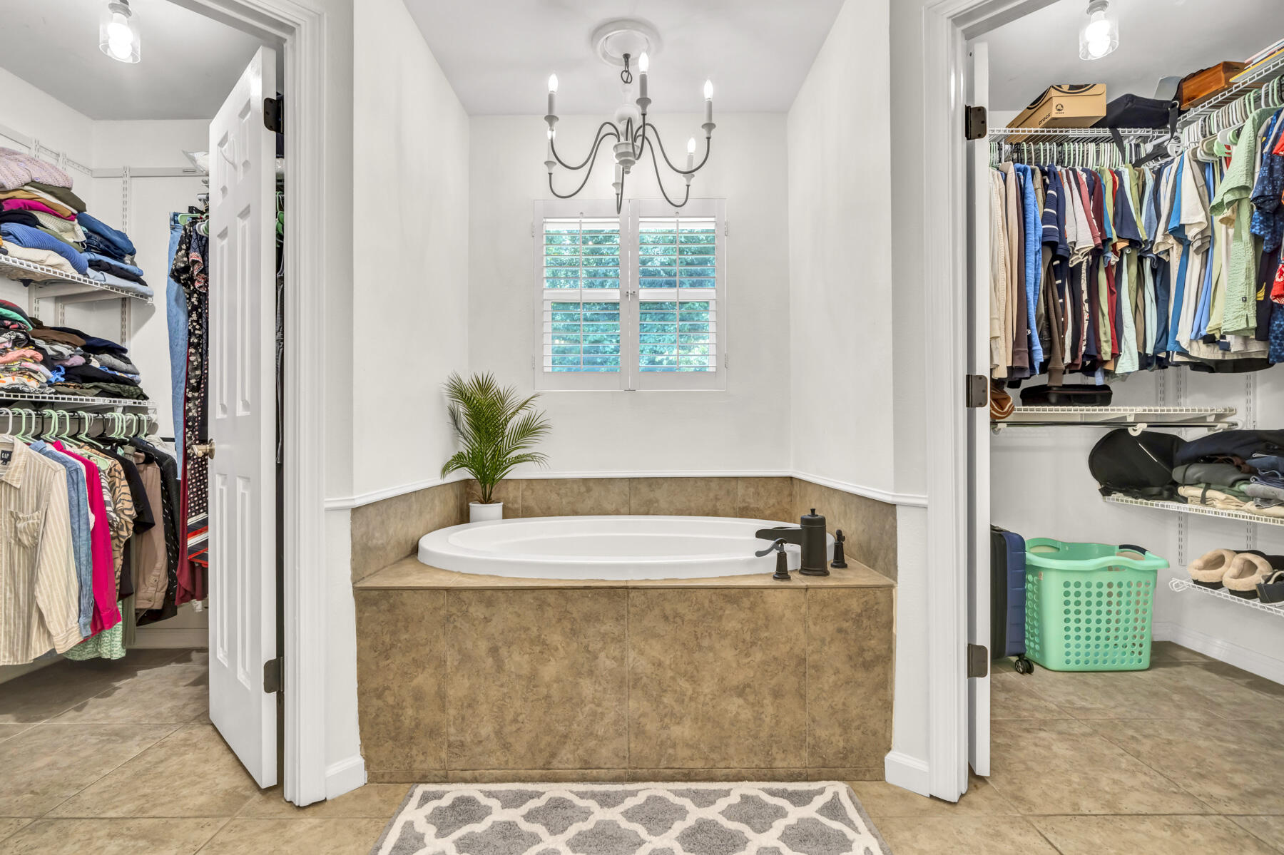 EMERALD POINTE PLAT 2 - Residential