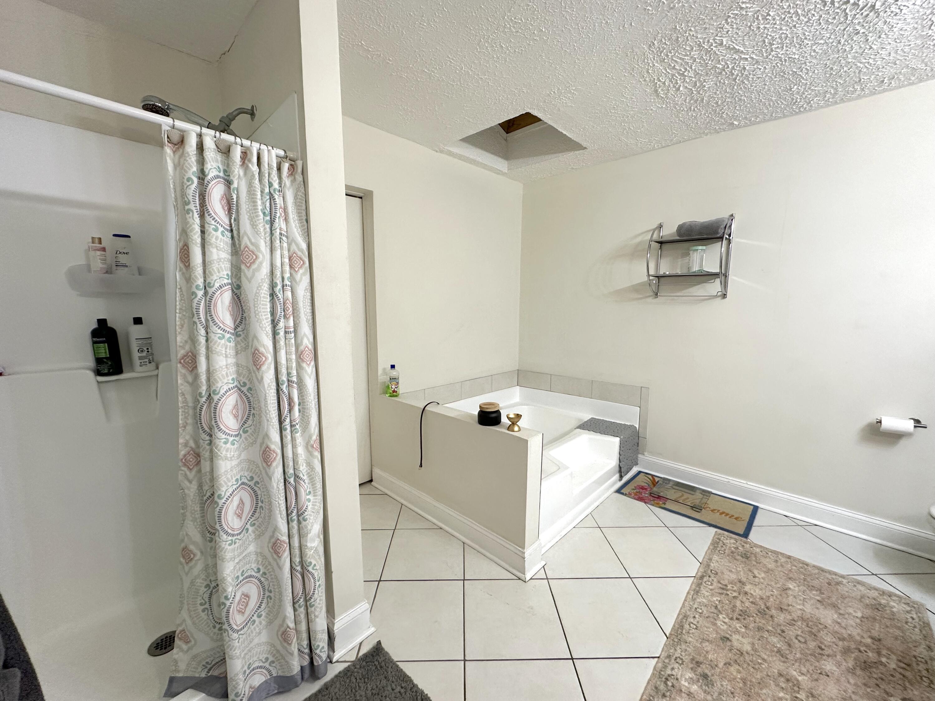 EL CENTRO BEACH - Residential