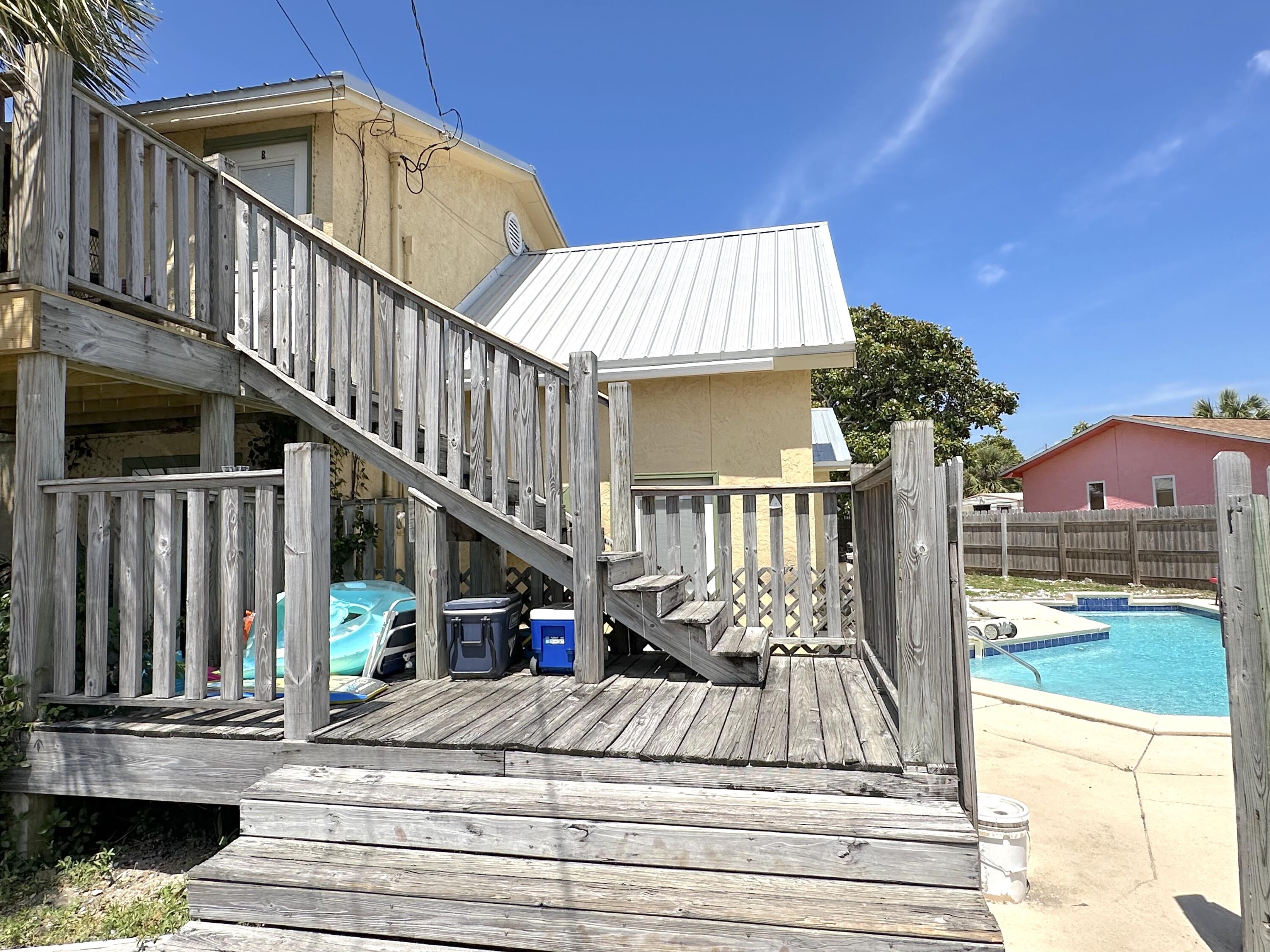 EL CENTRO BEACH - Residential