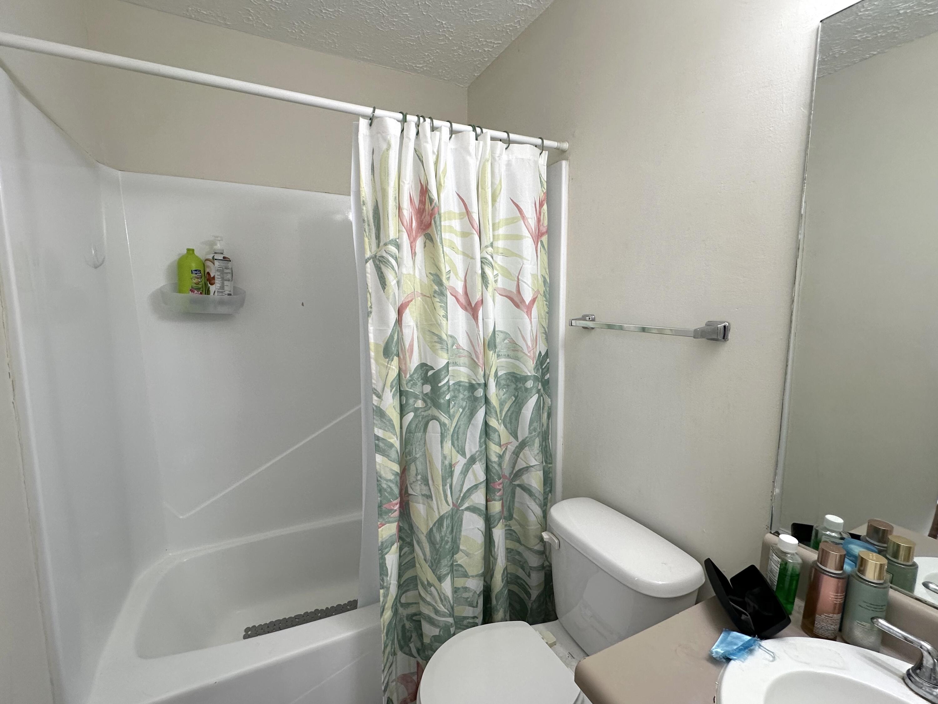 EL CENTRO BEACH - Residential