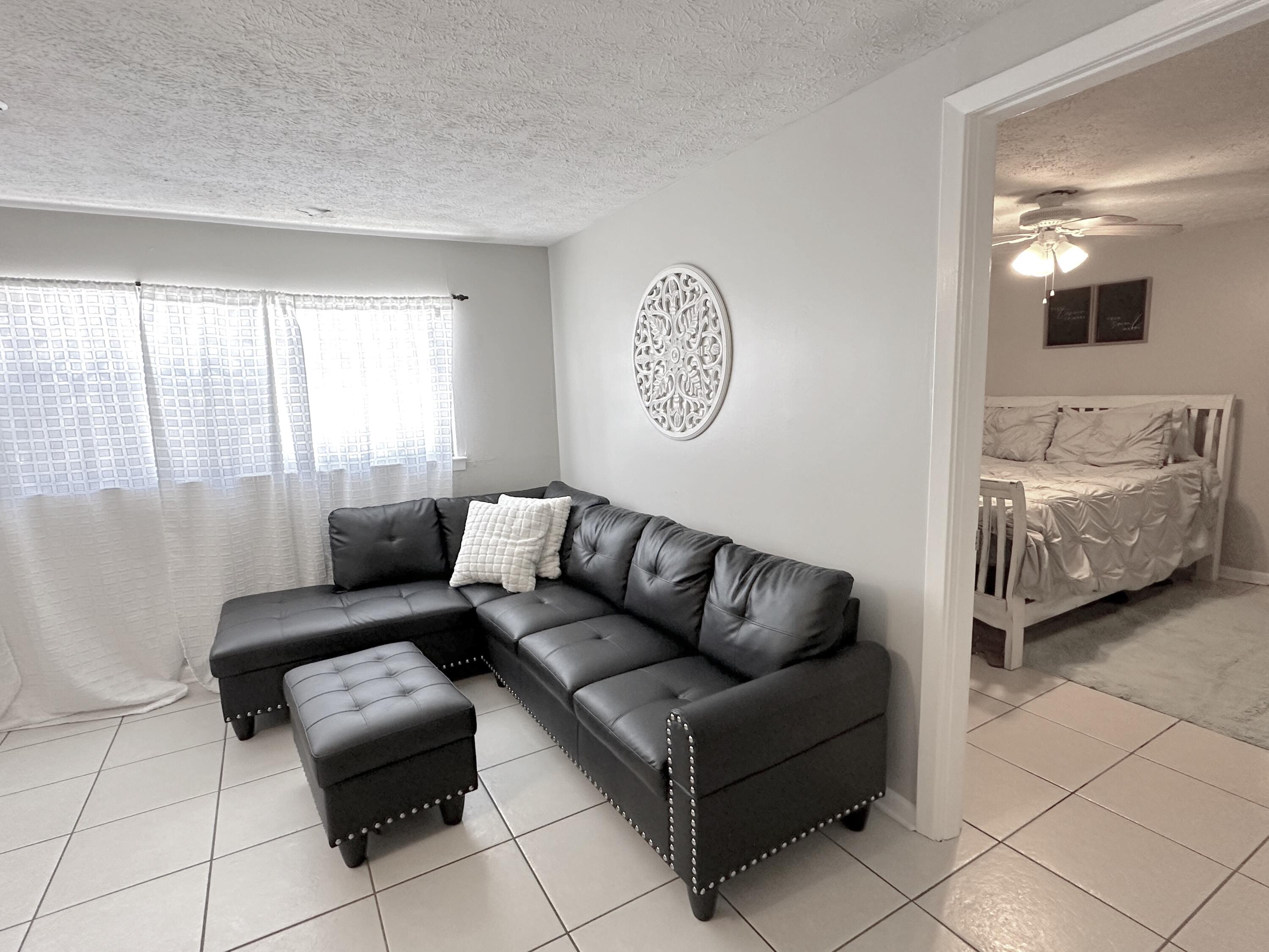 EL CENTRO BEACH - Residential