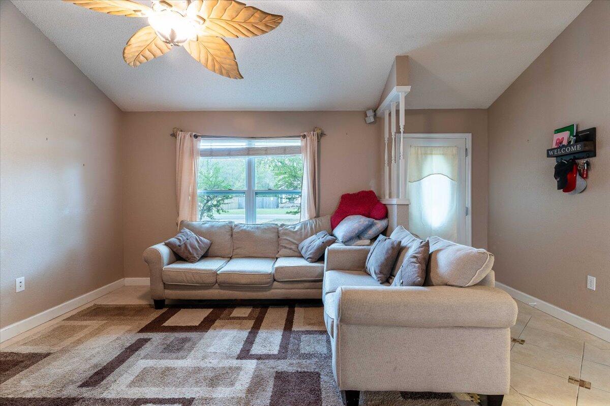 SOUTH POINTE ESTATES - Residential