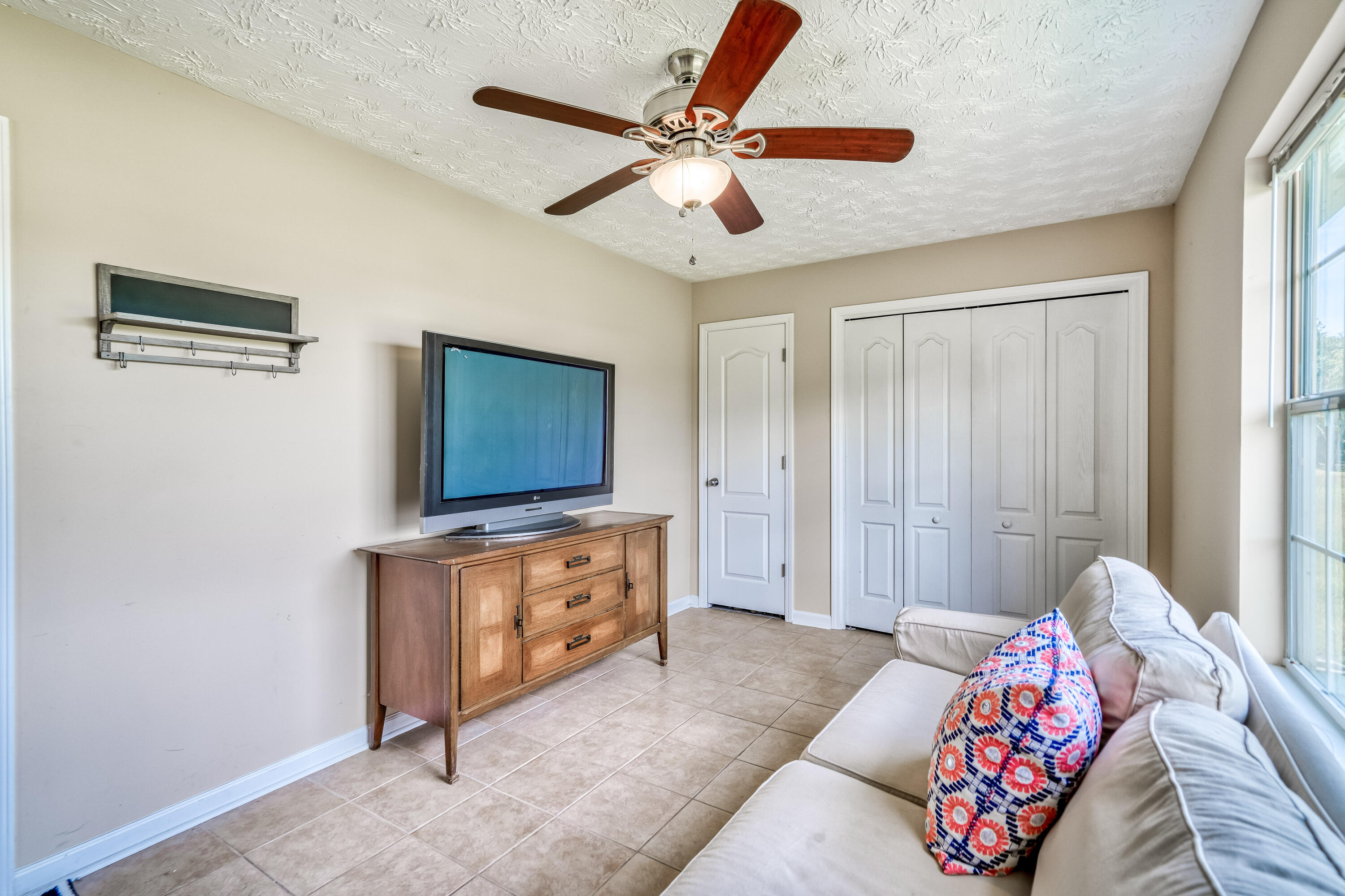 BRANDON OAKS - Residential