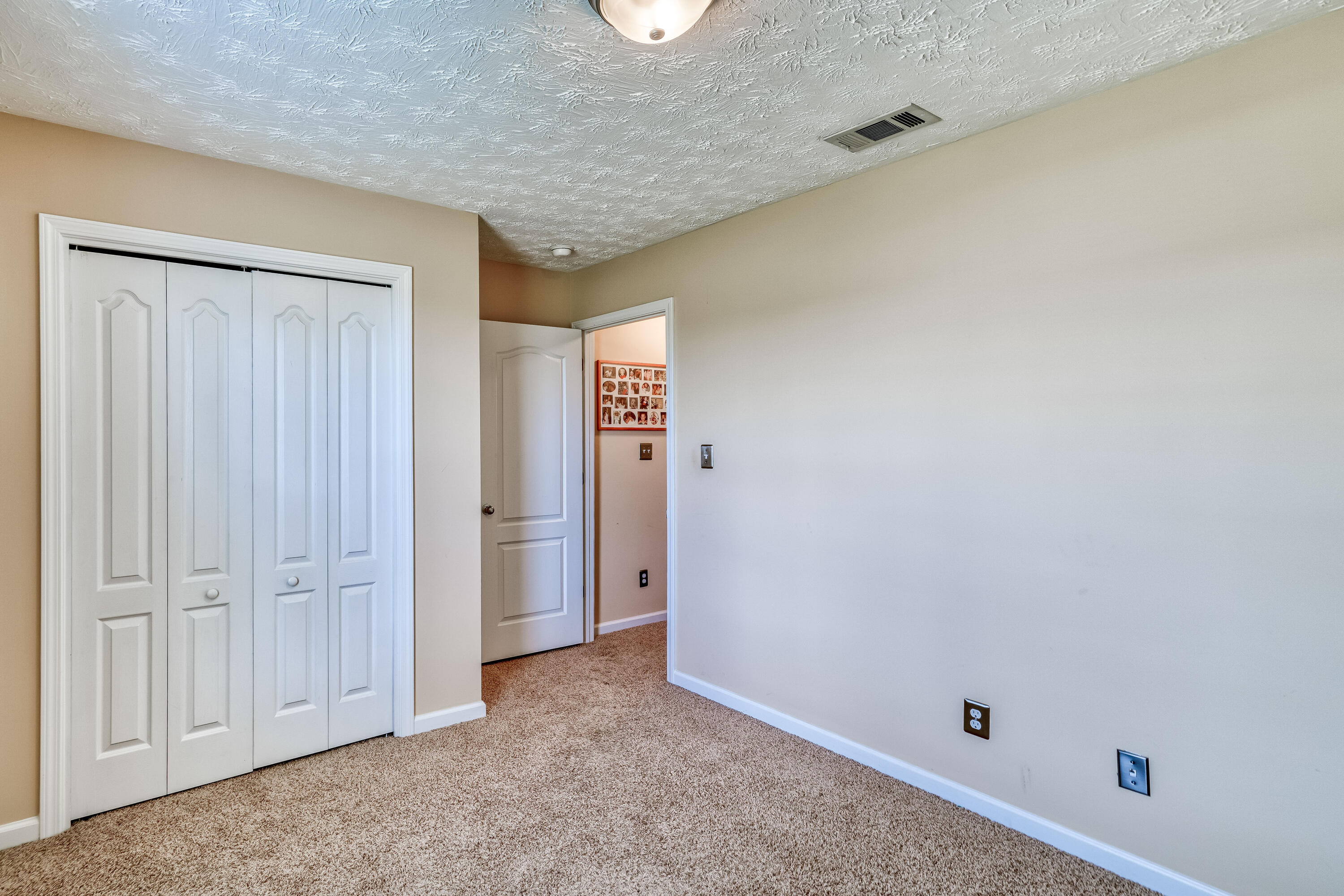 BRANDON OAKS - Residential