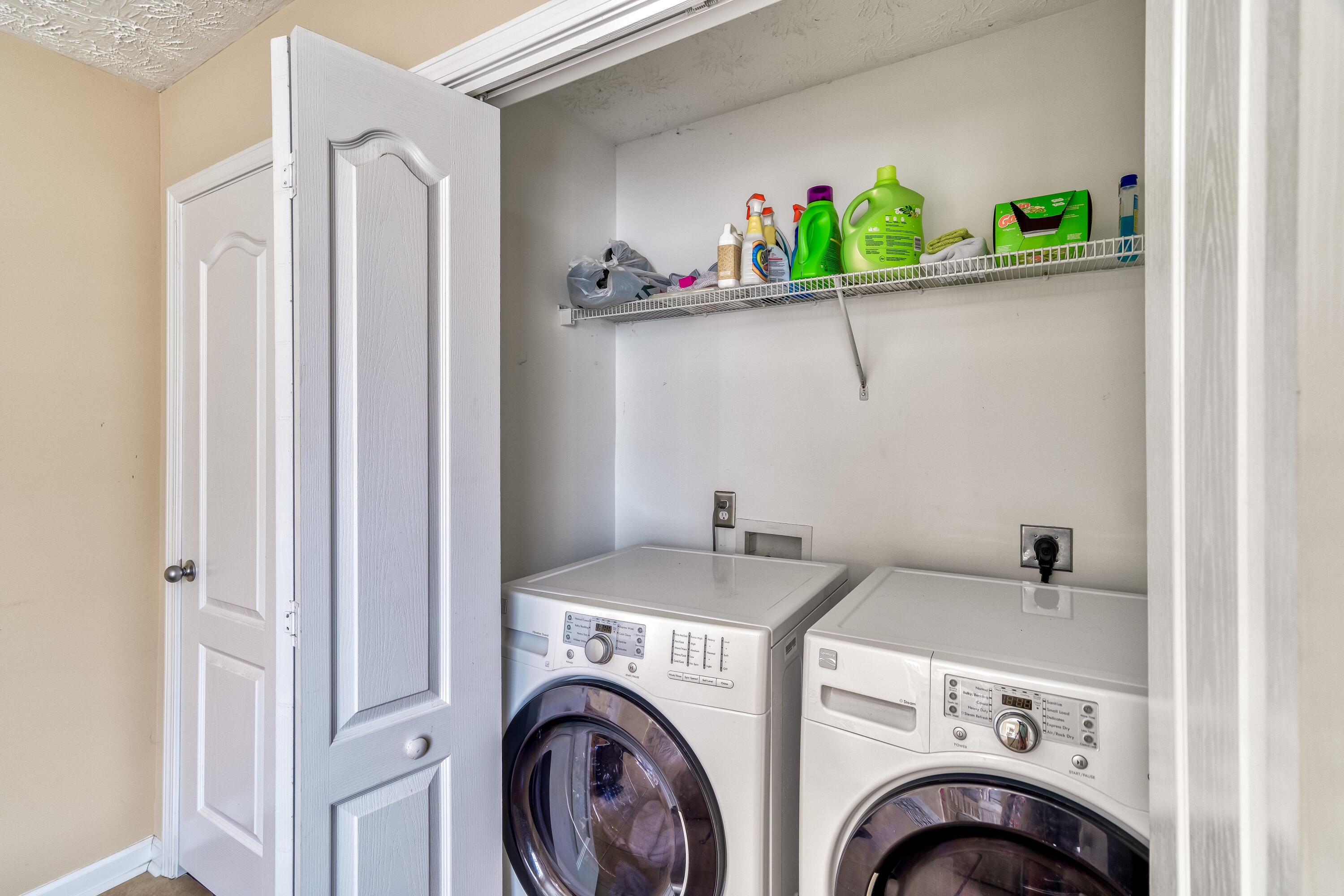 BRANDON OAKS - Residential