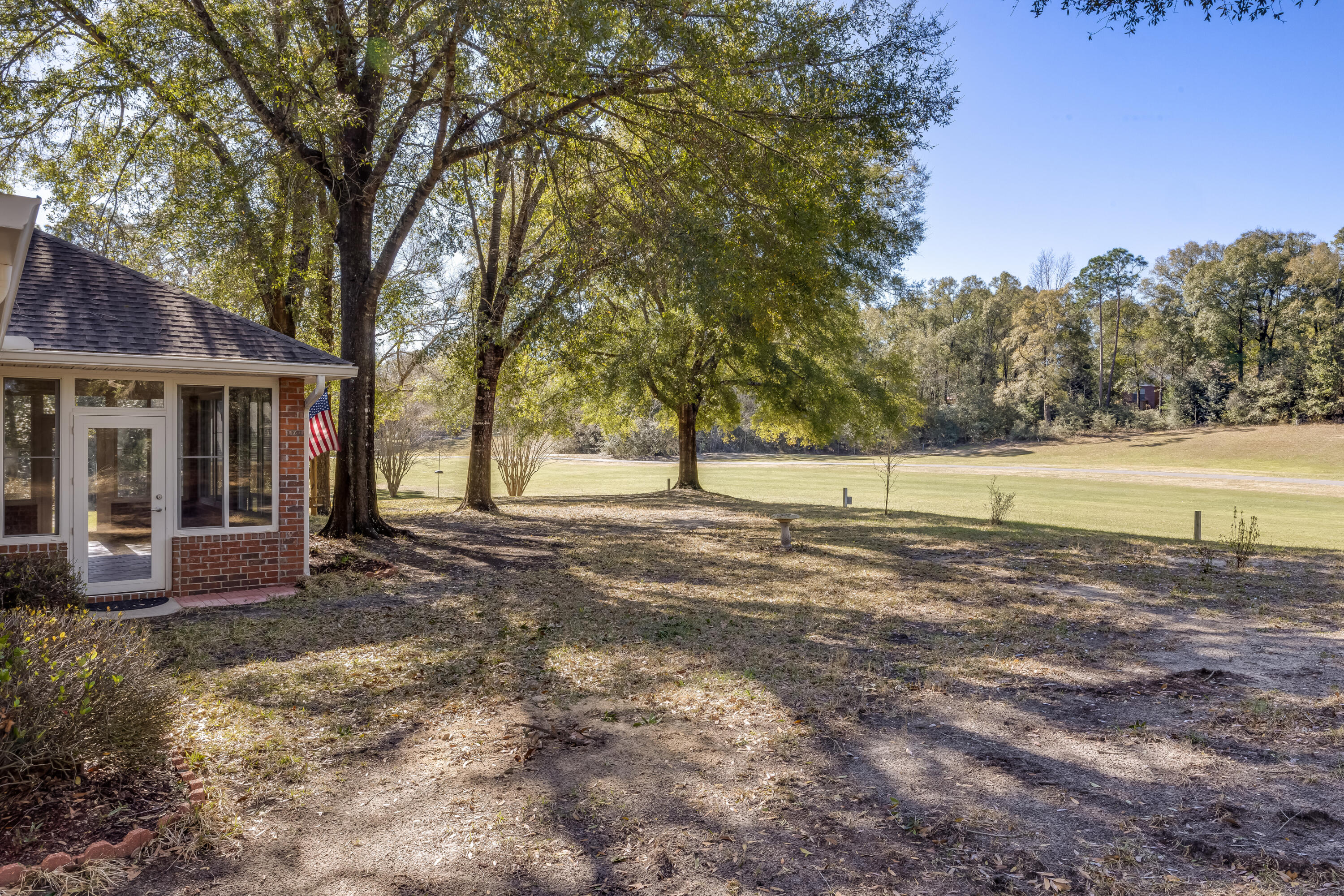 COUNTRY CLUB ESTATES 1 OF CRESTVIEW - Residential