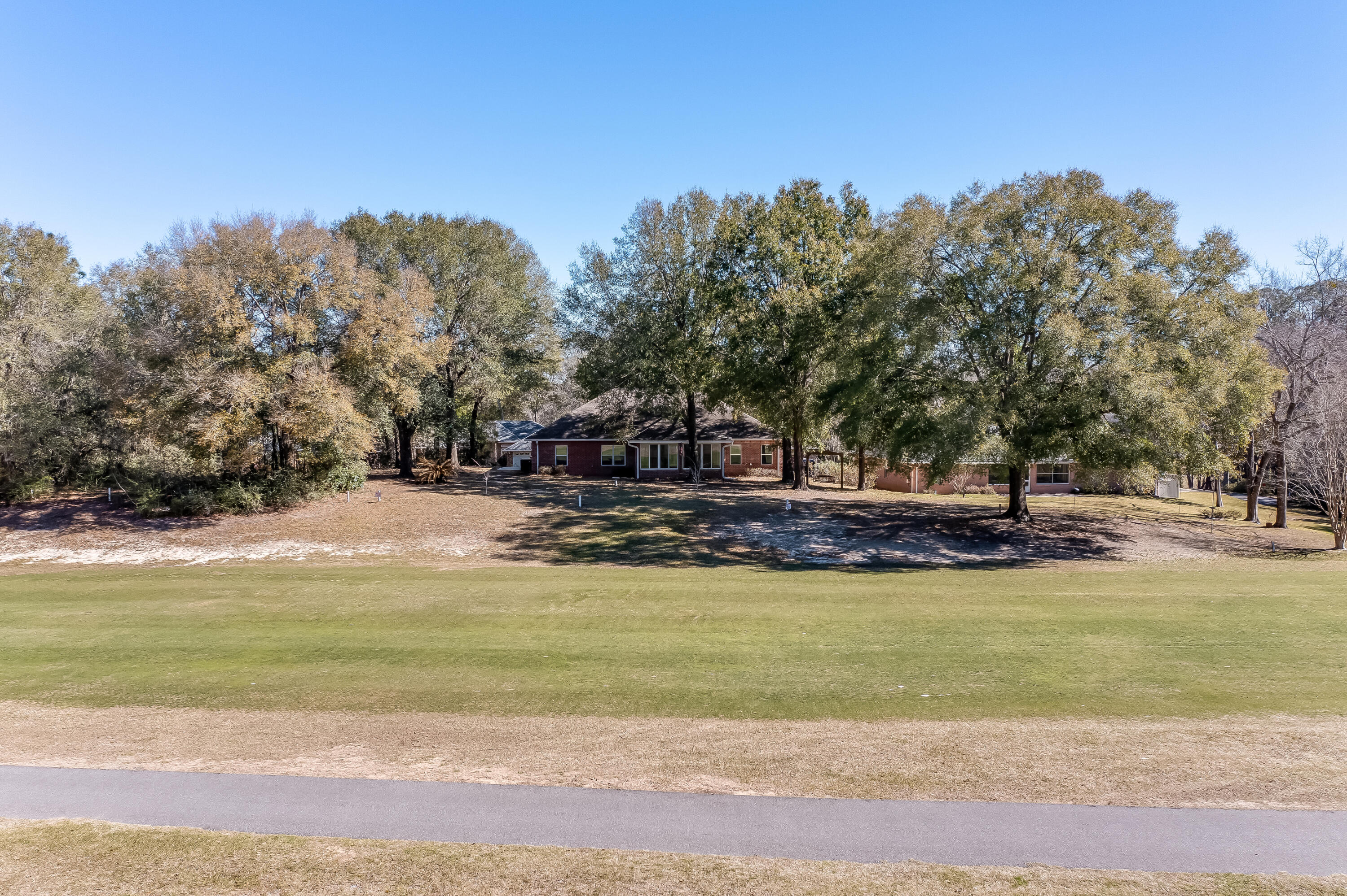 COUNTRY CLUB ESTATES 1 OF CRESTVIEW - Residential