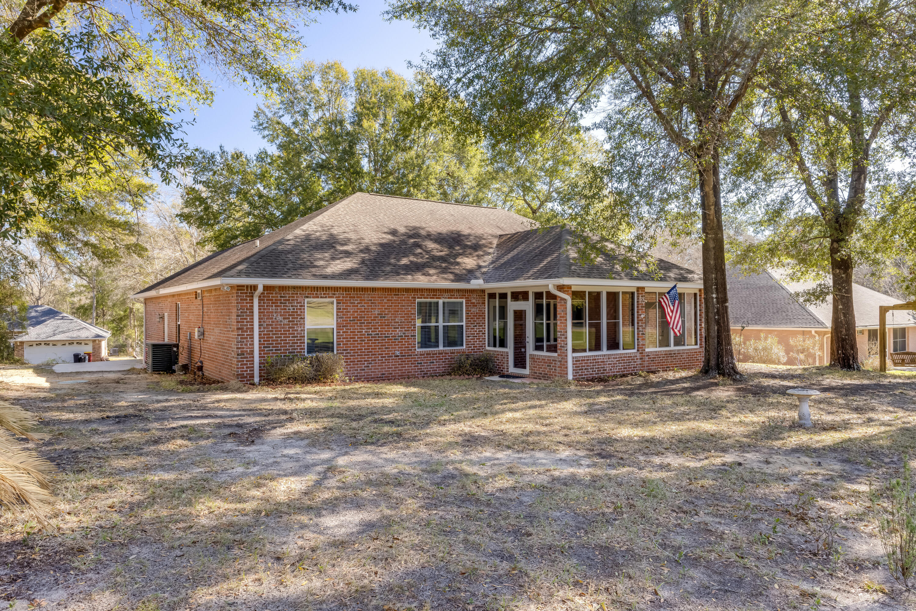 COUNTRY CLUB ESTATES 1 OF CRESTVIEW - Residential