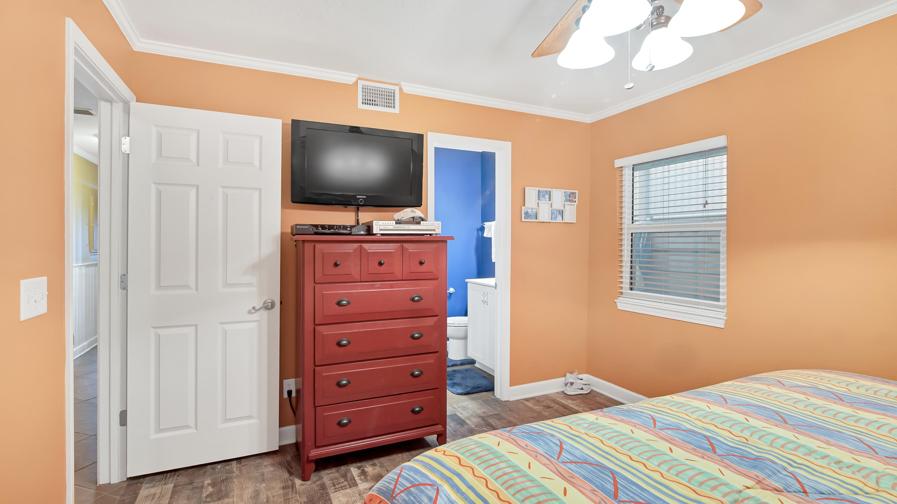EASTERN SHORES CONDO PH I - Residential
