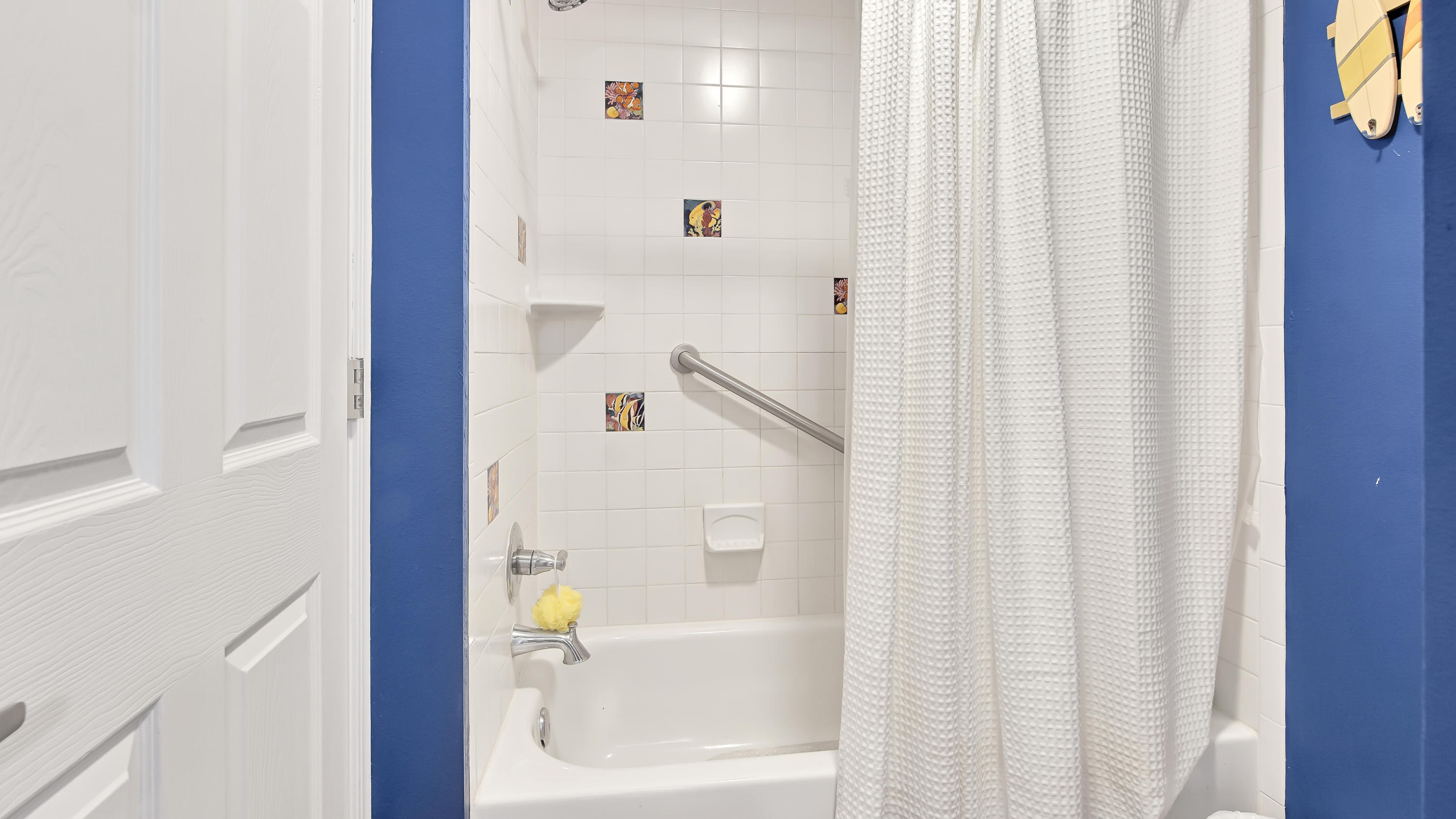 EASTERN SHORES CONDO PH I - Residential